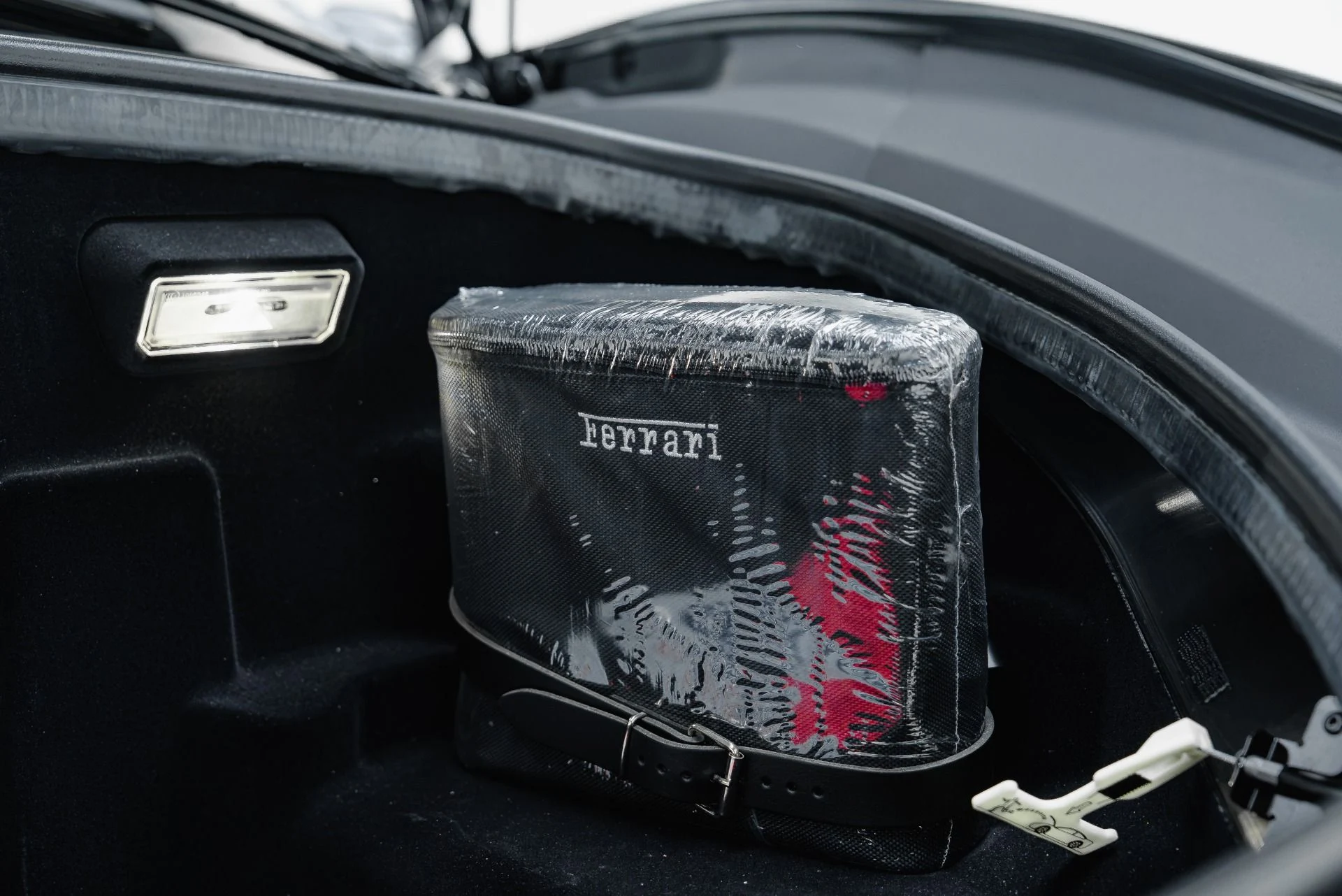 mph062_1730188209_Used_2022_Ferrari_F8_Spider_1792785135_ab0cddc627