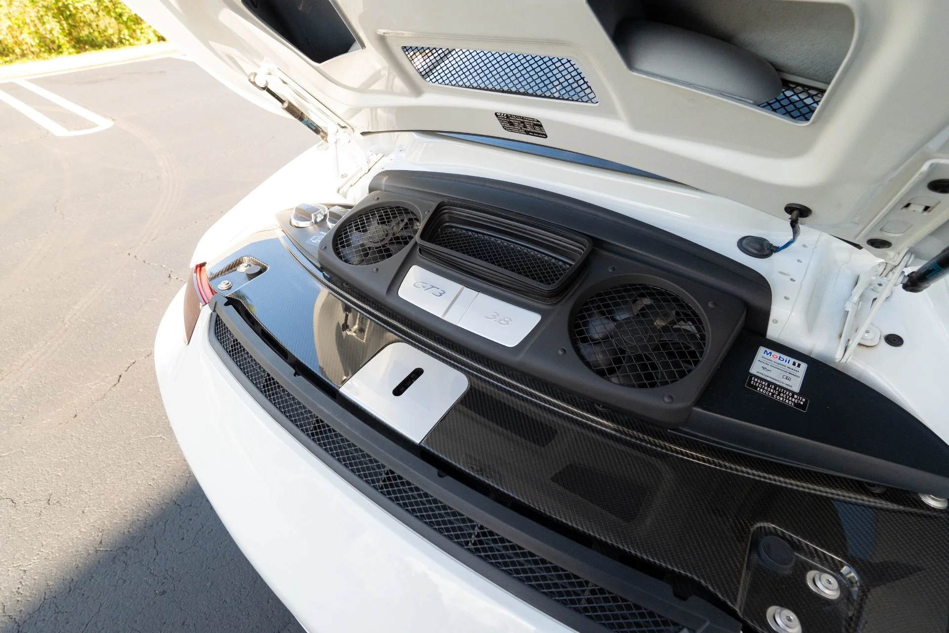 mph062_1761639692_Used_2015_Porsche_911_GT_3_1766771013_439ecb671f