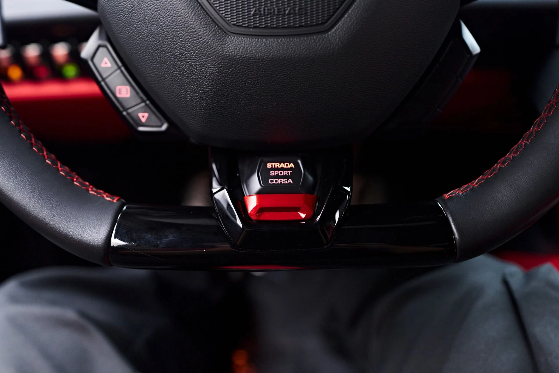 mph062_1774924714_Used_2022_Lamborghini_Huracan_EVO_Base_1752781637_5f67031b6d