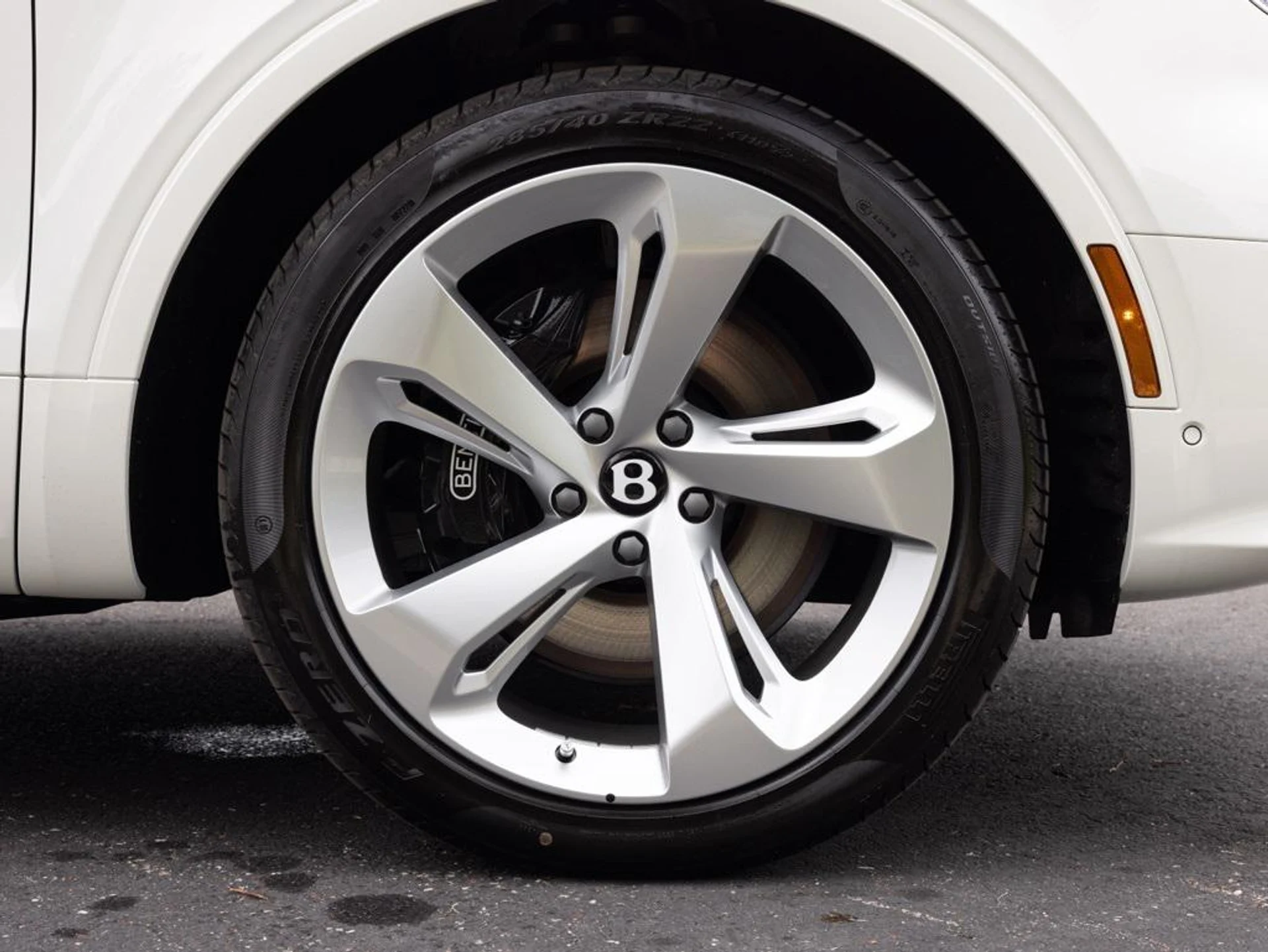 mph062_179381783_444557824_688defb8b8367c48735ada27_86848fa12f