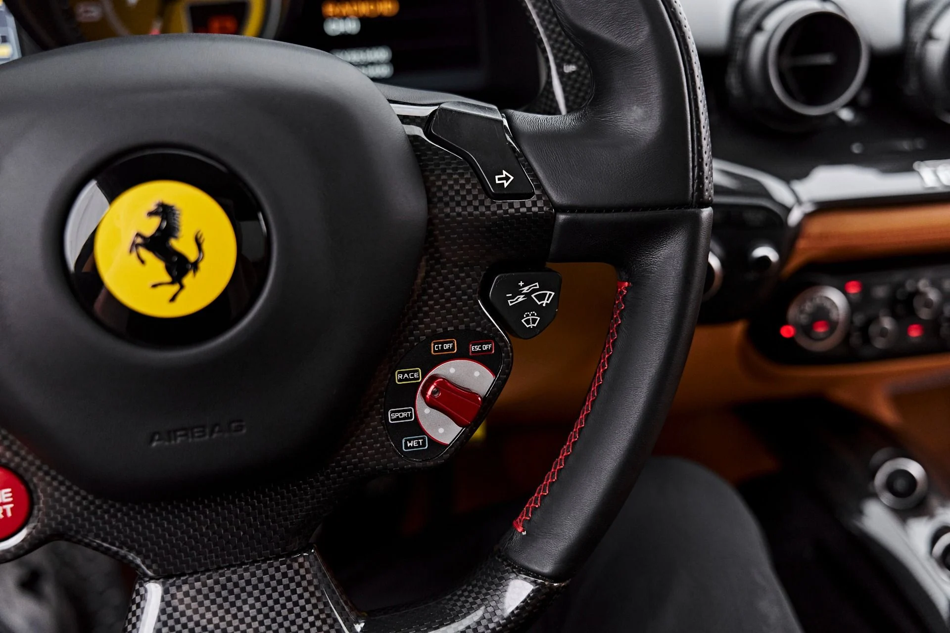 mph062_1817540038_Used_2014_Ferrari_F12_Berlinetta_1785289846_0c50e71f4a