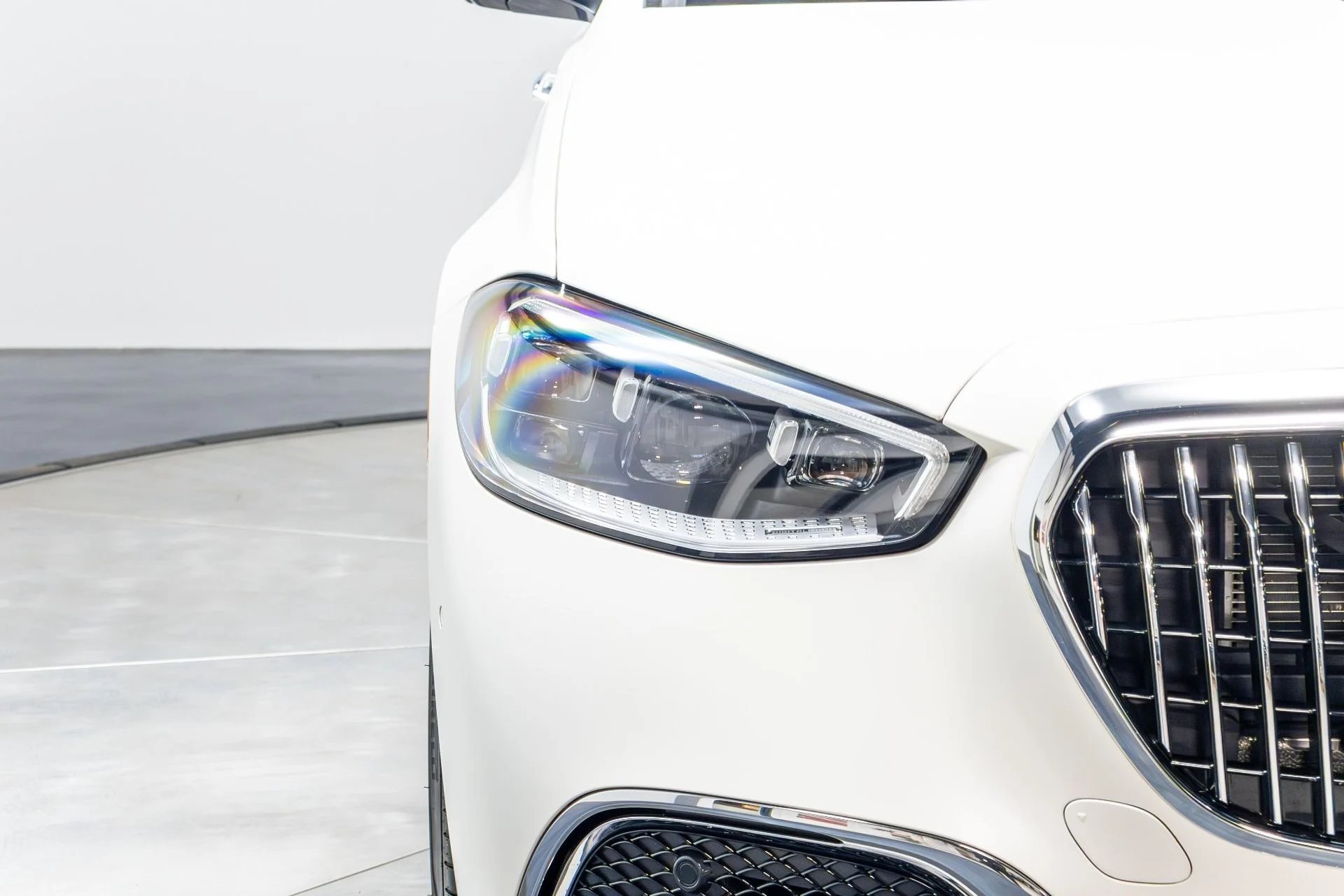 mph062_1839149200_Used_2023_Mercedes_Benz_S_Class_Maybach_S_680_4_MATIC_1776091551_68cdffea5e