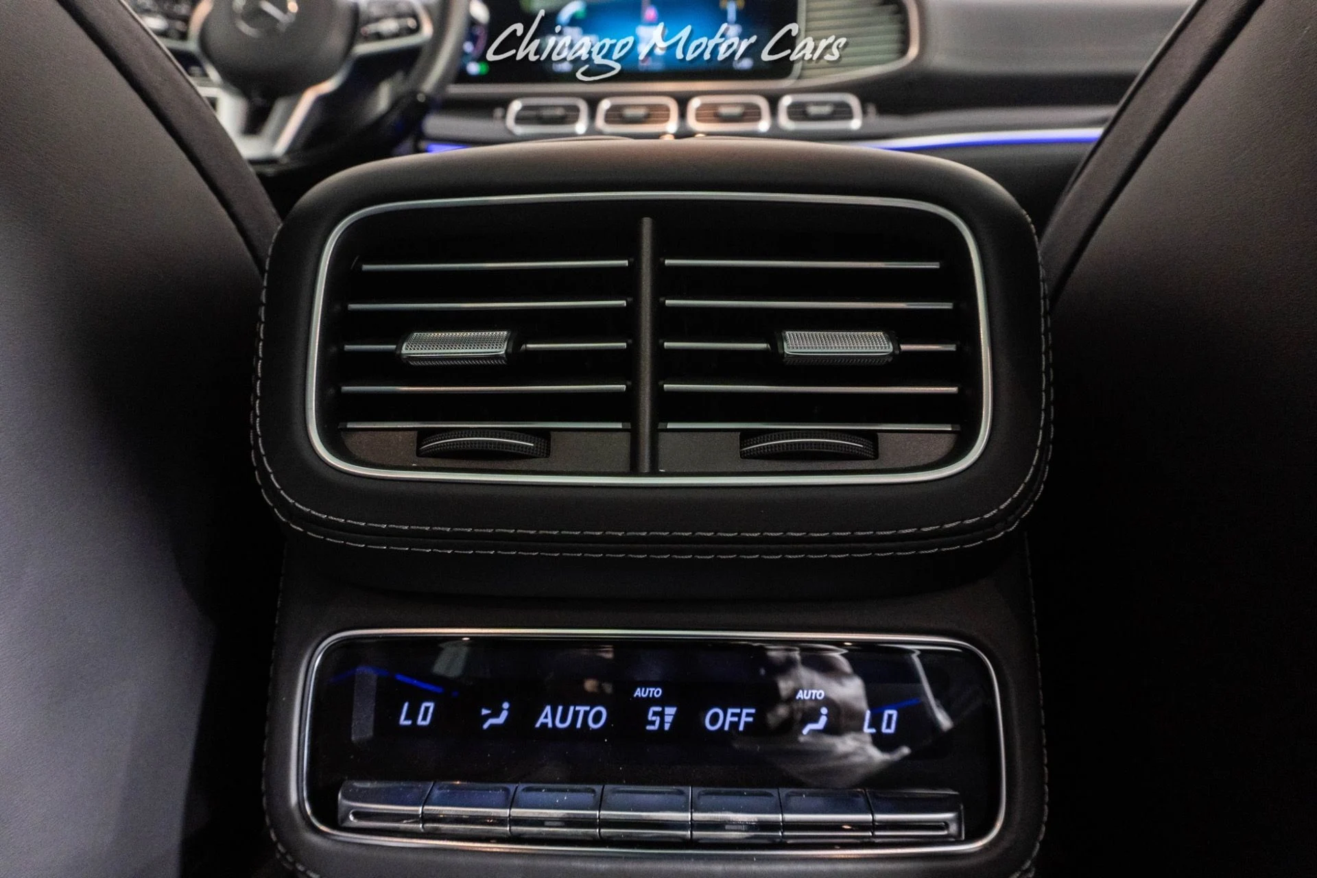 mph062_1847865605_10022_p63_l_9d1c7704a7