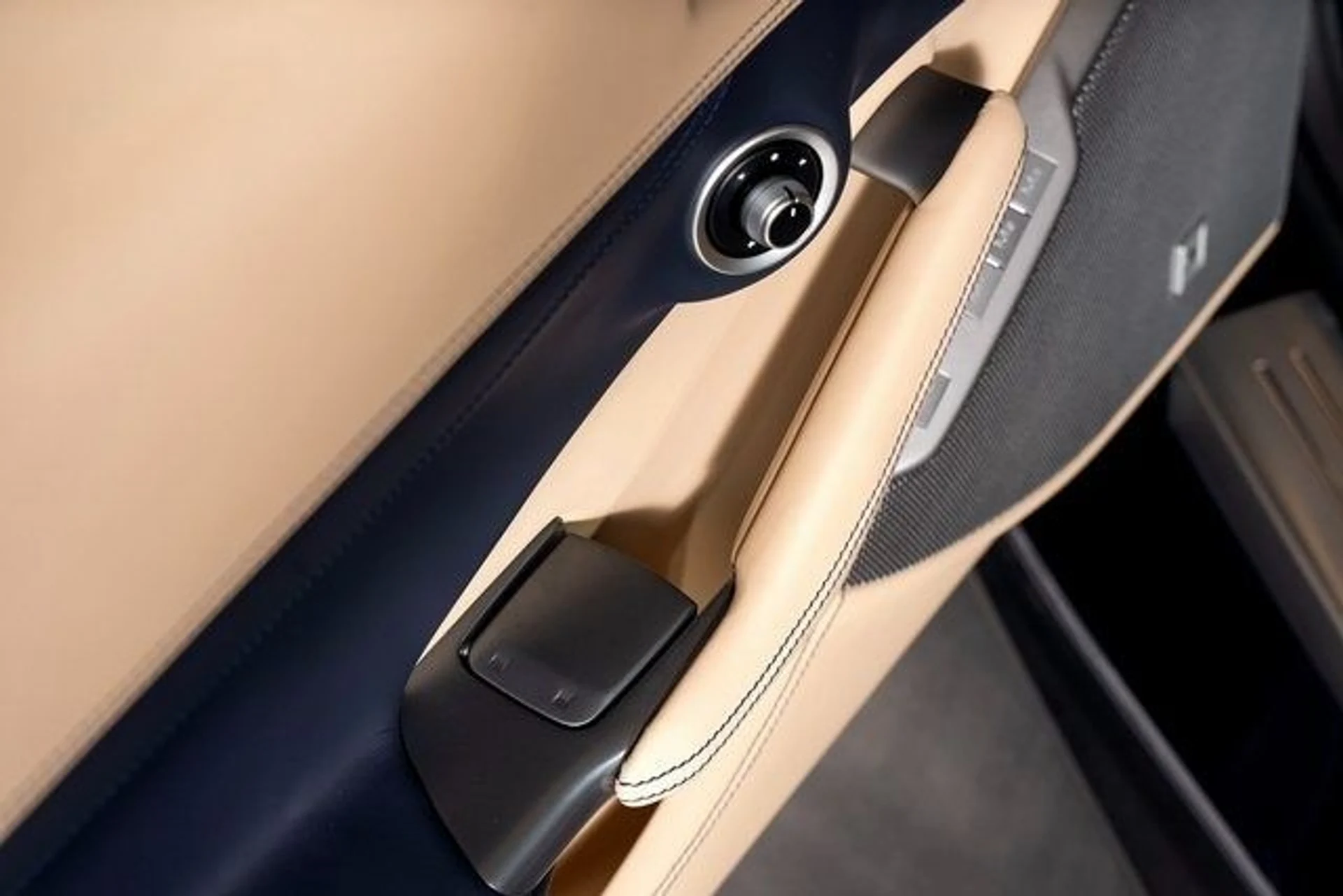 mph062_1871187069_065140e170f5fdff65bbe021a9ead86fx_6936159e03