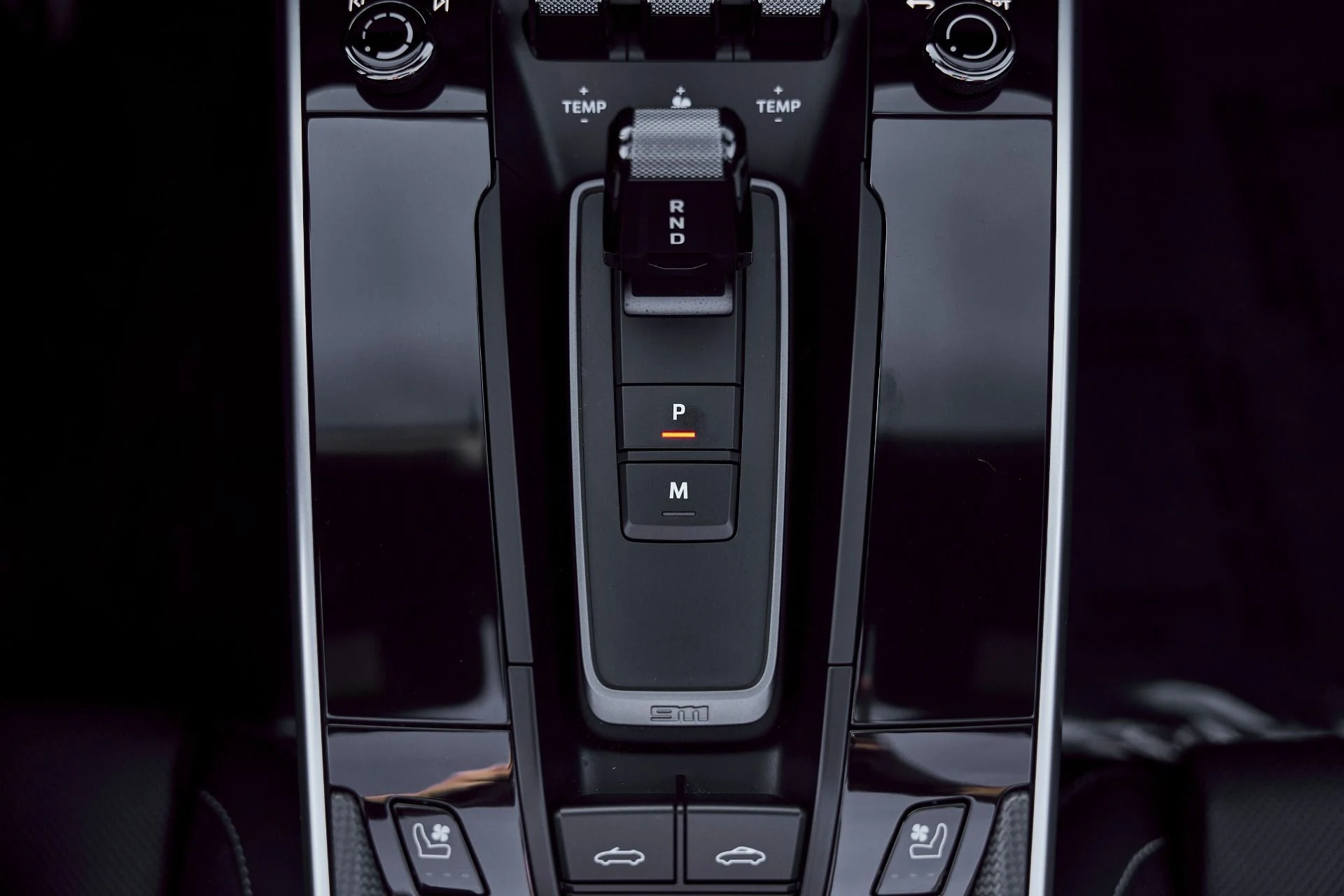 mph062_1894786973_Used_2022_Porsche_911_Turbo_S_1773939979_1bb4aac501