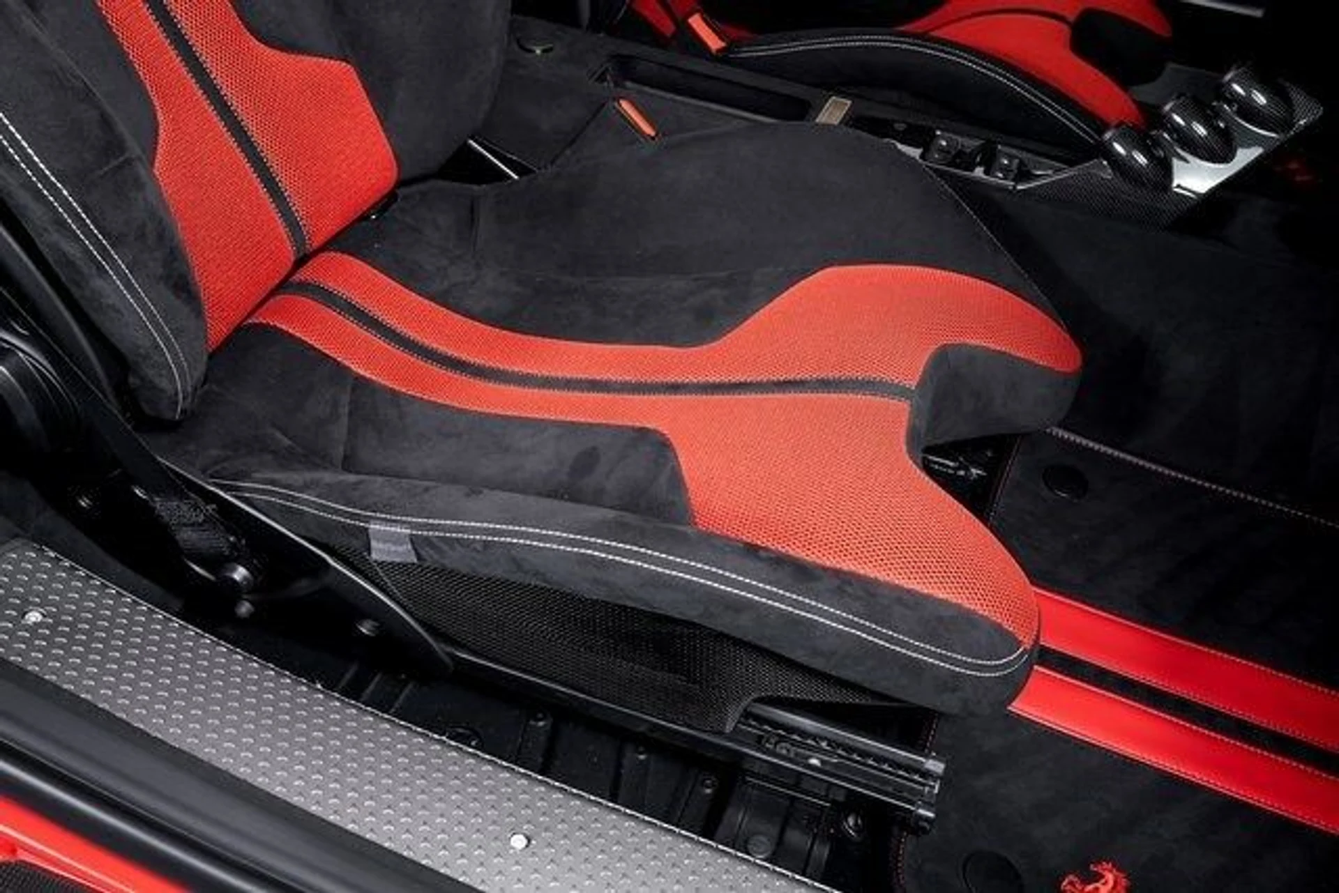 mph062_1977141724_849743e89f1e3c34d2452a28910384c8x_02cc964cf2