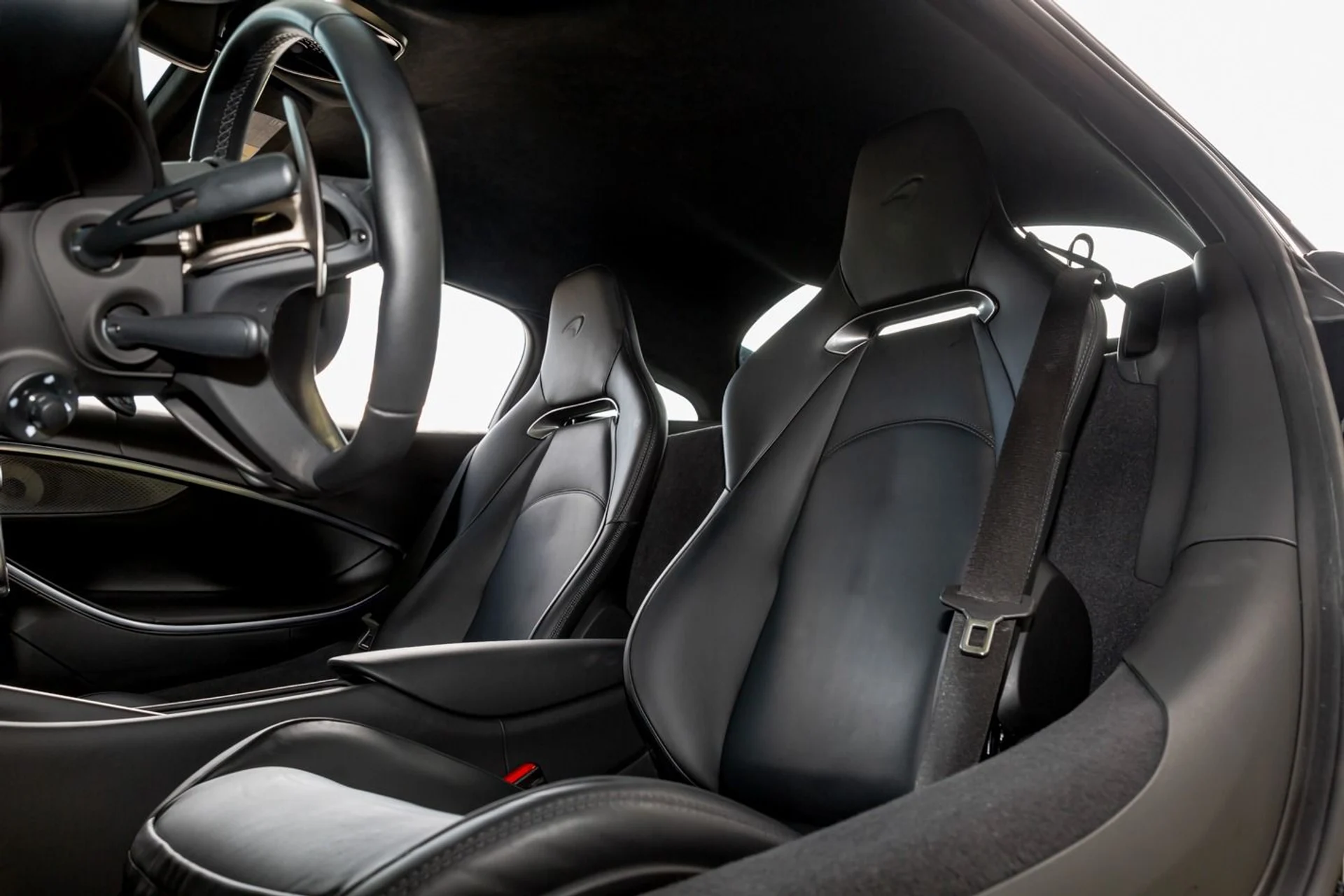 mph062_2028131525_440_p63_l_80238f59bf