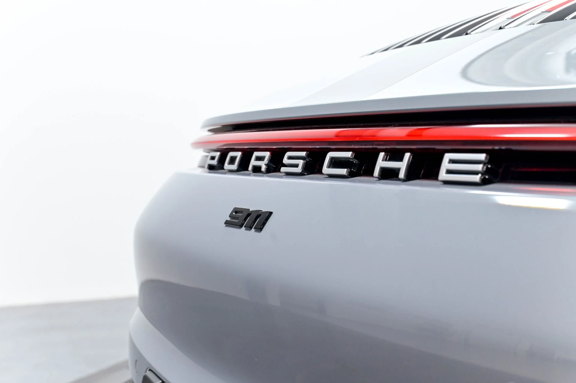 mph062_2060735212_Used_2024_Porsche_911_1782576081_0317b8ac91