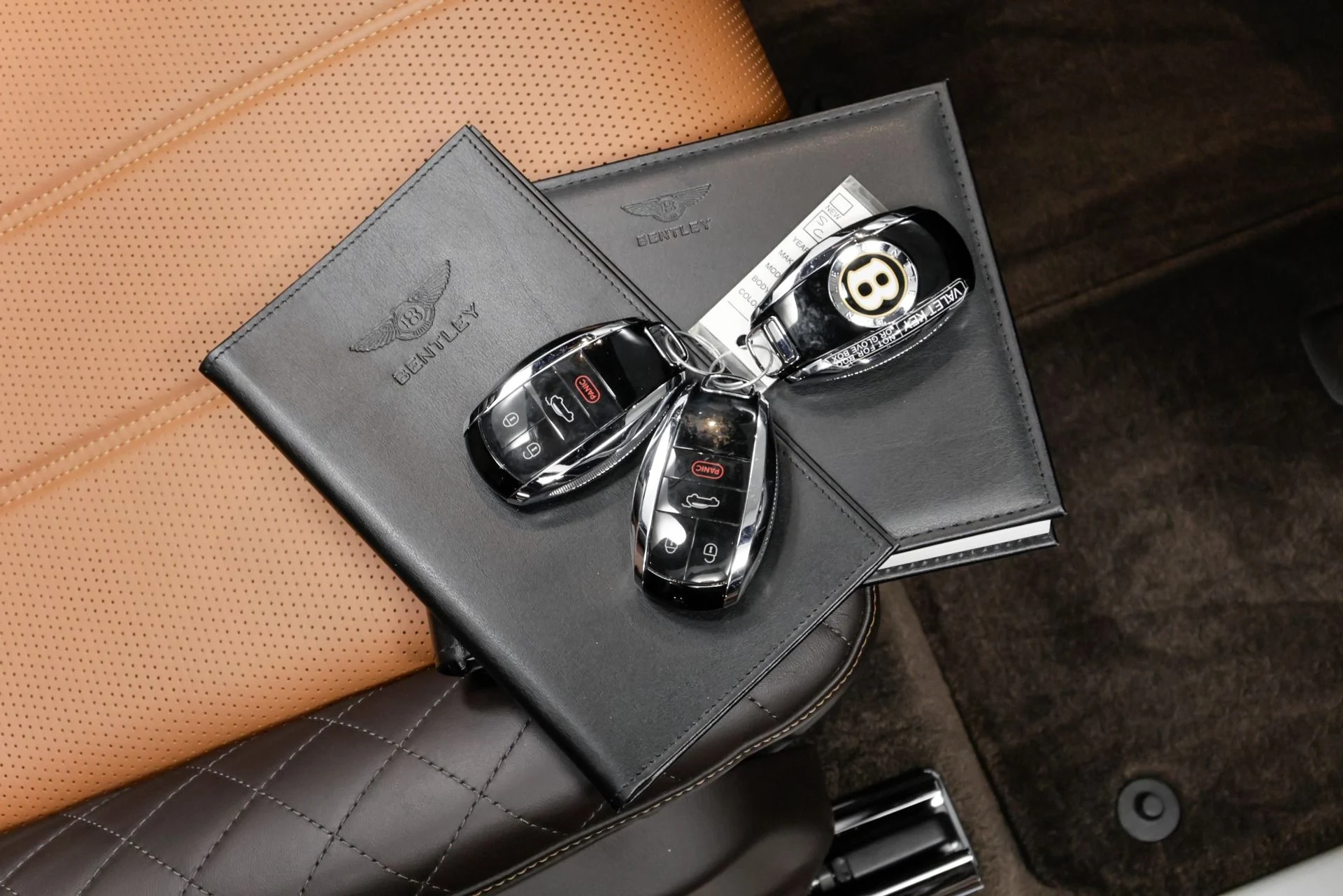 mph062_2063165972_Used_2020_Bentley_Bentayga_V8_1761664862_a8b3648e95