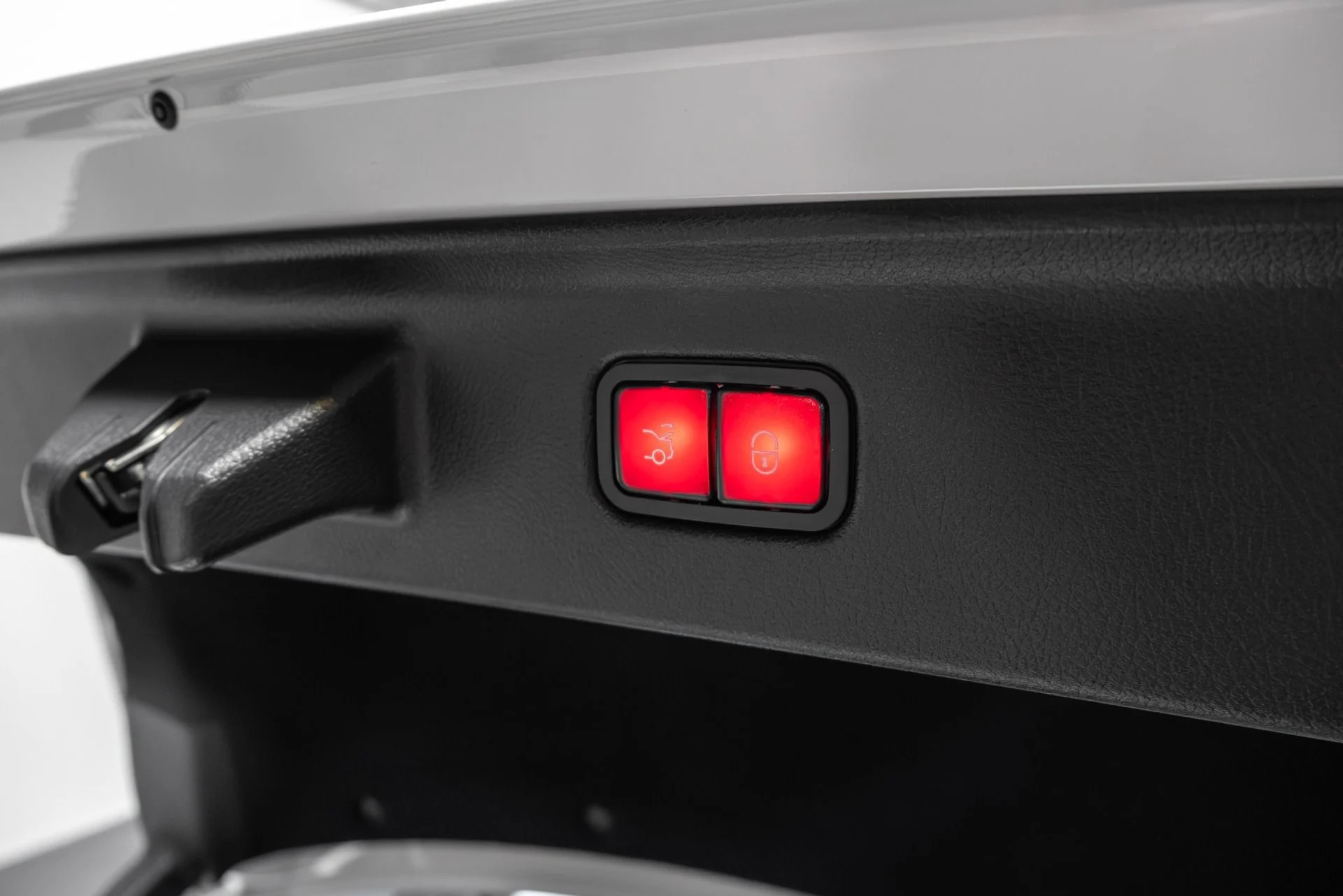 mph062_2070204908_Used_2024_Mercedes_Benz_S_Class_Maybach_S_680_4_MATIC_1766187081_241086a097