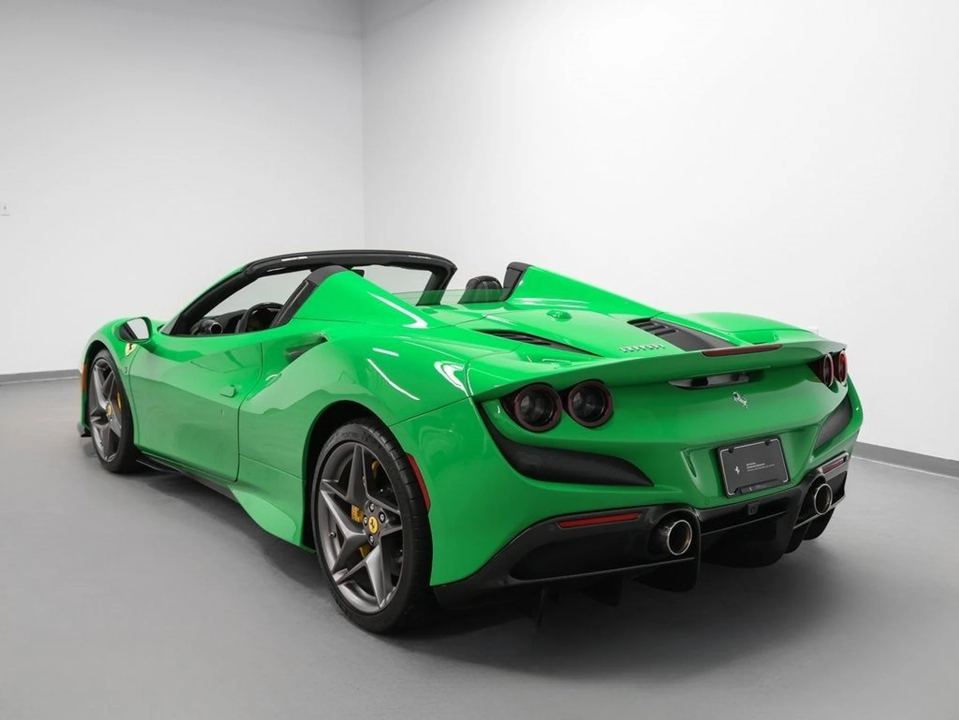 mph062_2094001644_63_7566f9453b