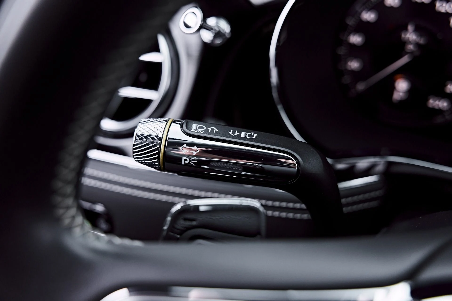 mph062_209408940_Used_2023_Bentley_Flying_Spur_S_1784247325_2fcc5f7655