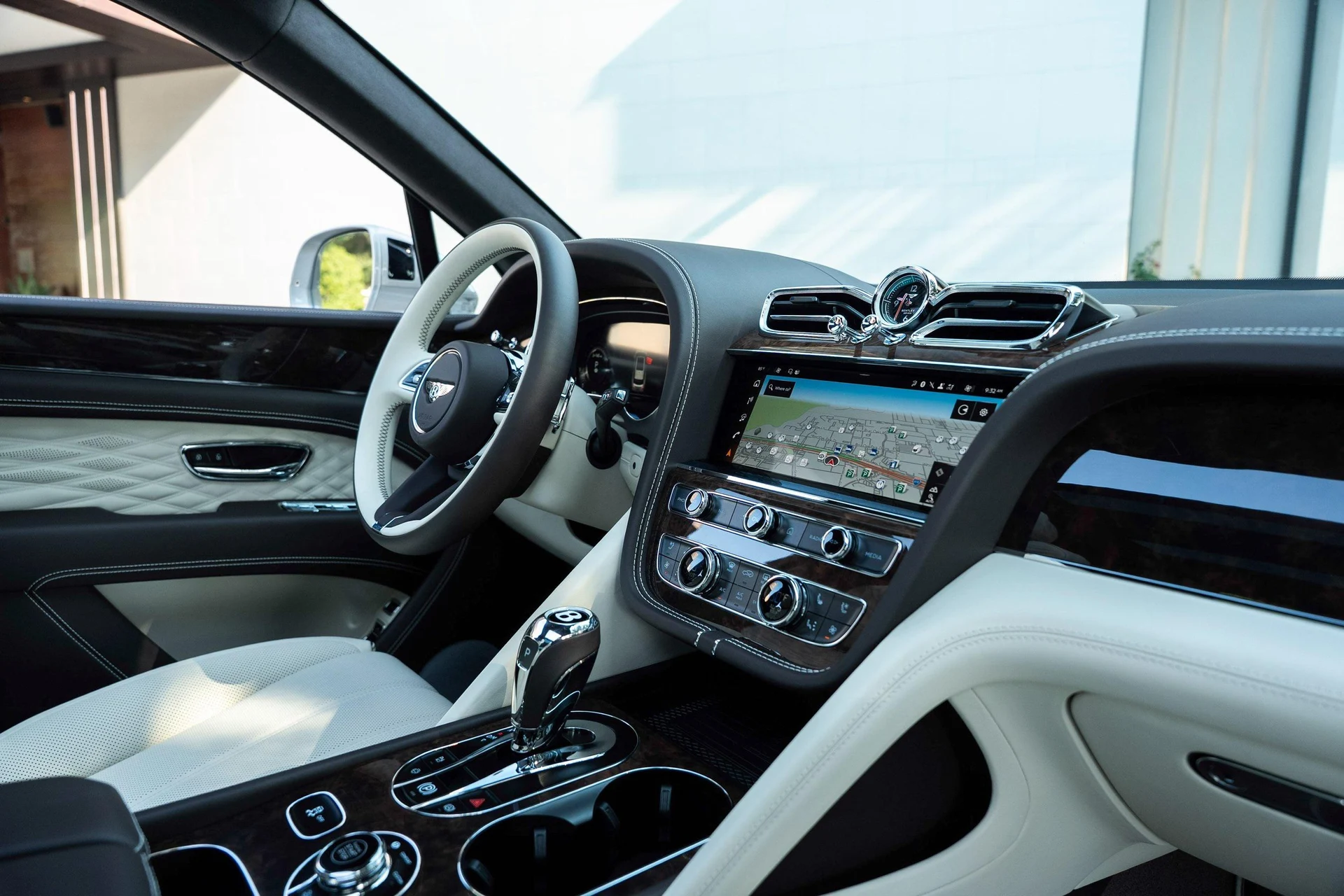 mph062_2099181380_470962090_69063cc1ca1ae070f76ad730_10f4bf9bf0