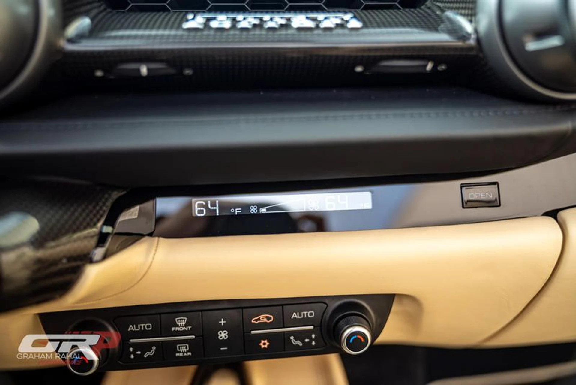 mph062_2104485061_CFF_68_DBF_A627_4_D2_C_8_B73_1_BC_21_A92785_E_6dcd0281c7