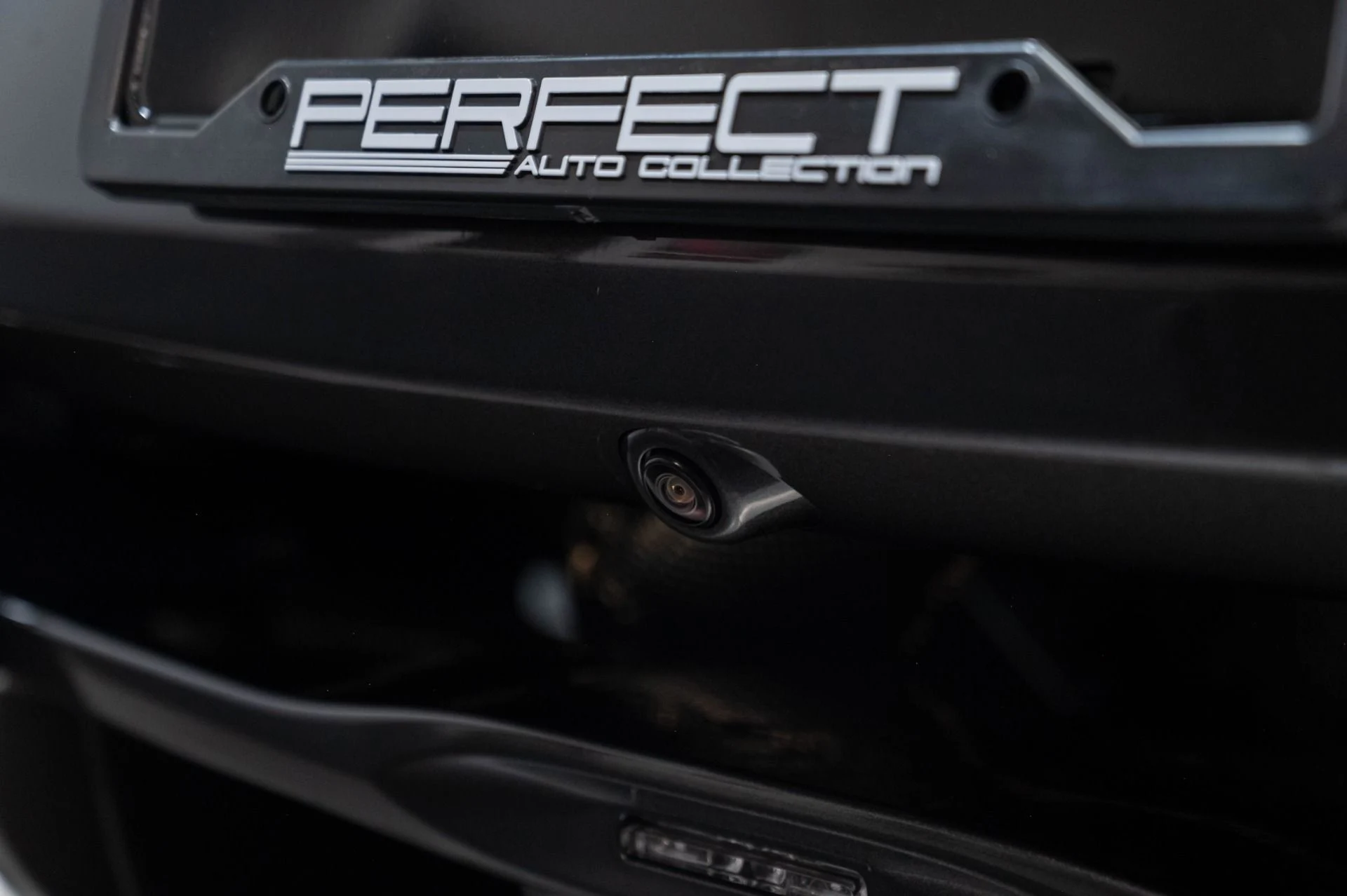 mph062_2159614538_Used_2019_Mc_Laren_570_S_1783628285_71d455fbab