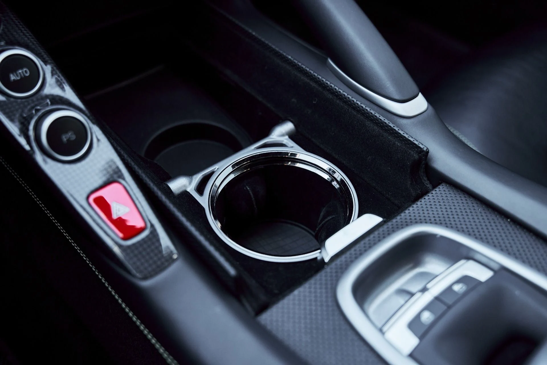 mph062_2185942903_Used_2018_Ferrari_GTC_4_Lusso_T_1770509614_3d40297a2d