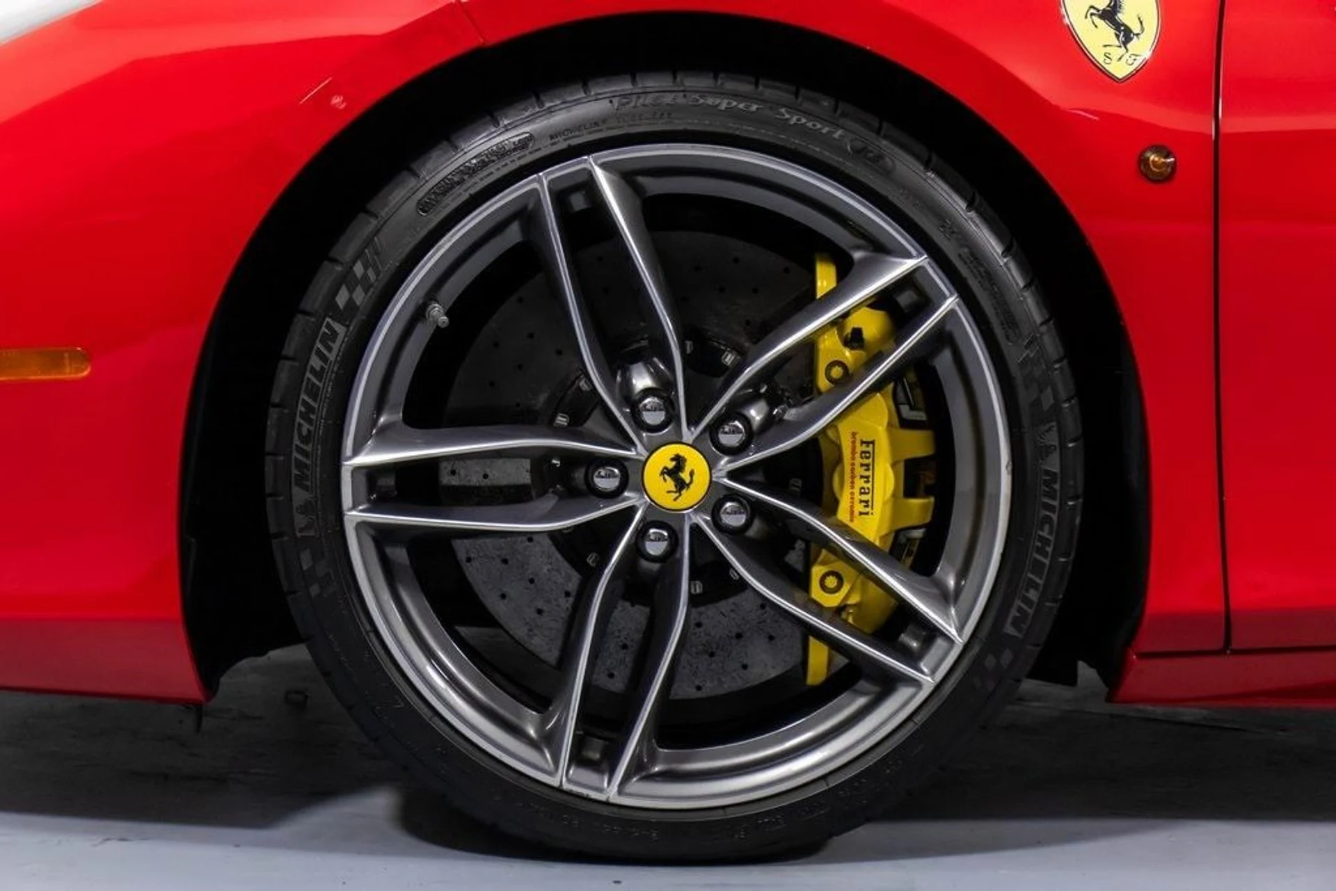 mph062_2225803352_847df4d71179a5a2c45f84b1e3a3fe20x_b7be9367dd