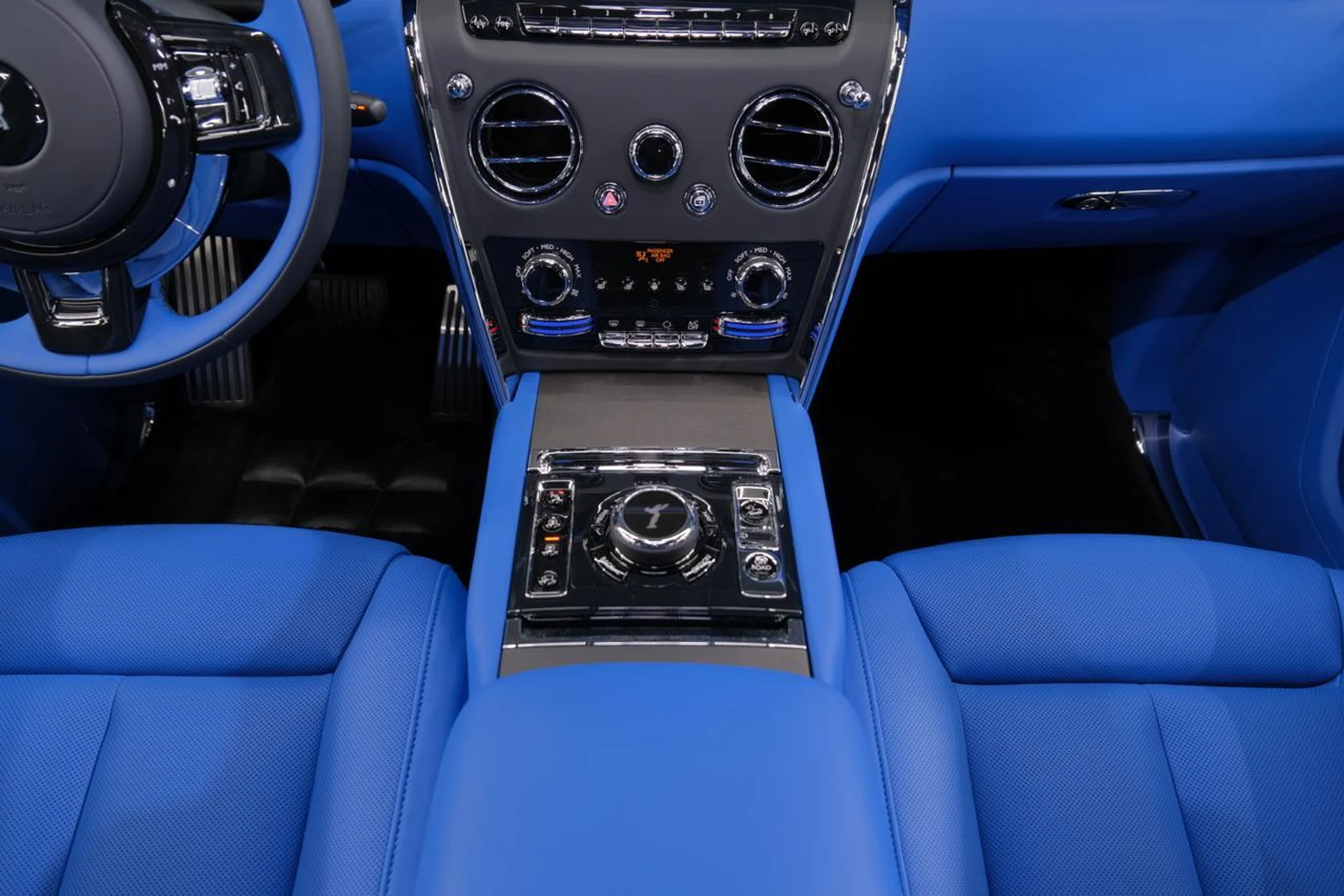 mph062_2247362558_bbe23a5e256d459f0d5447f123b1005e_dc5eefce2b