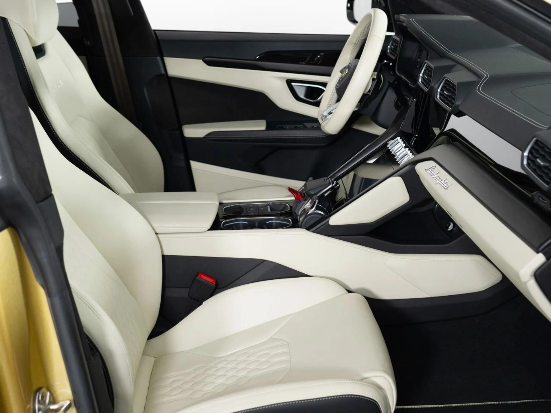 mph062_229519889_Used_2023_Lamborghini_Urus_S_1784925073_1a41a84807