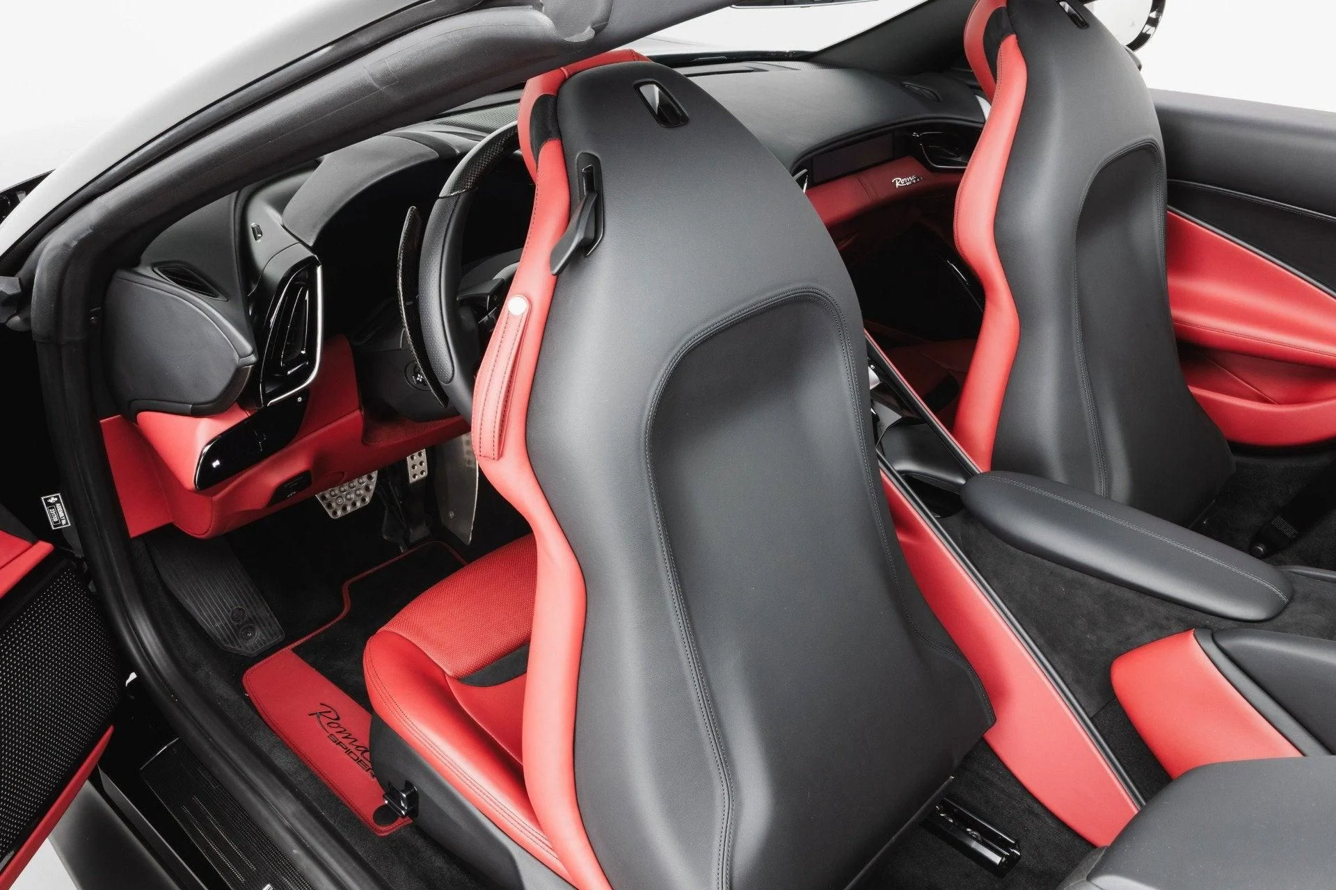 mph062_2300267572_Used_2024_Ferrari_Roma_Spider_1777350172_45a0c77205