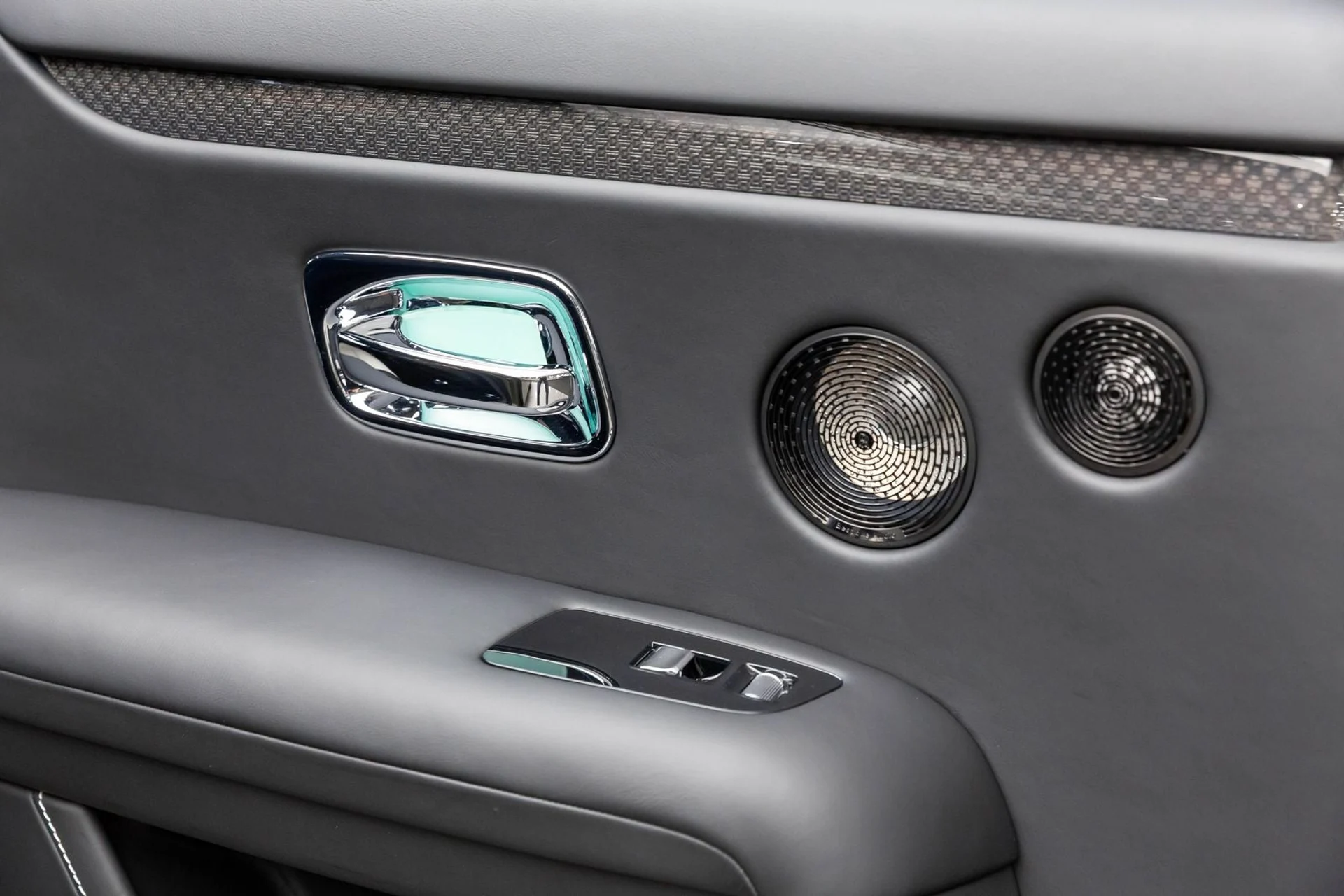 mph062_2365257189_63_a2620d3d89