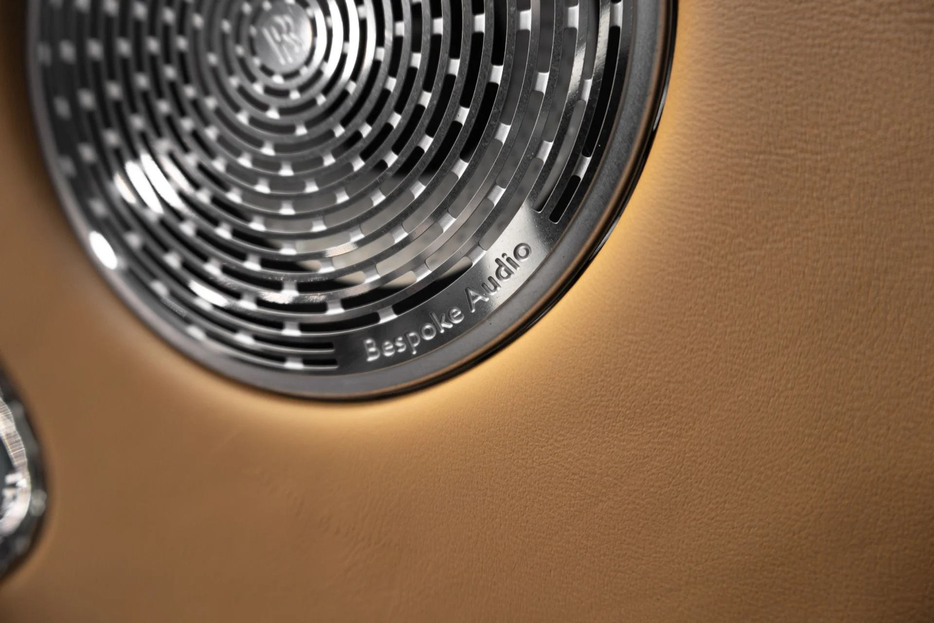 mph062_238717049_Used_2022_Rolls_Royce_Ghost_1767138760_7e31eb163c