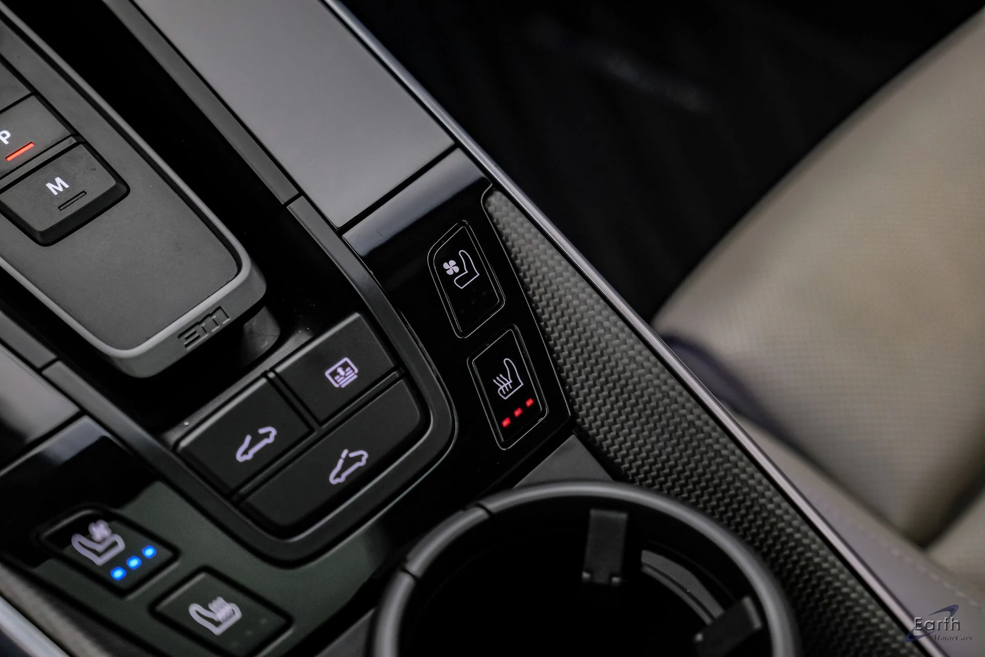 mph062_2390713278_7aba70bc11c4bd196be9211707b80425x_8bdf6dc247