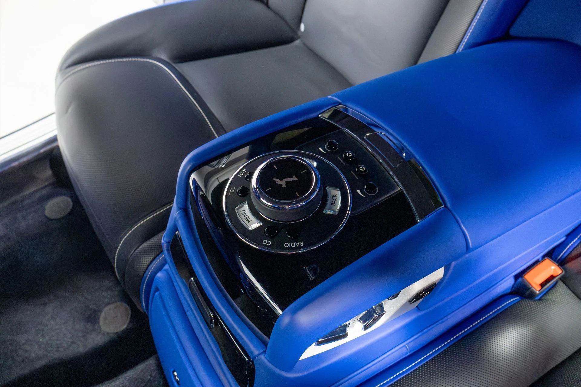 mph062_2408722418_Used_2017_Rolls_Royce_Ghost_Black_Badge_1764012136_e4da496b89