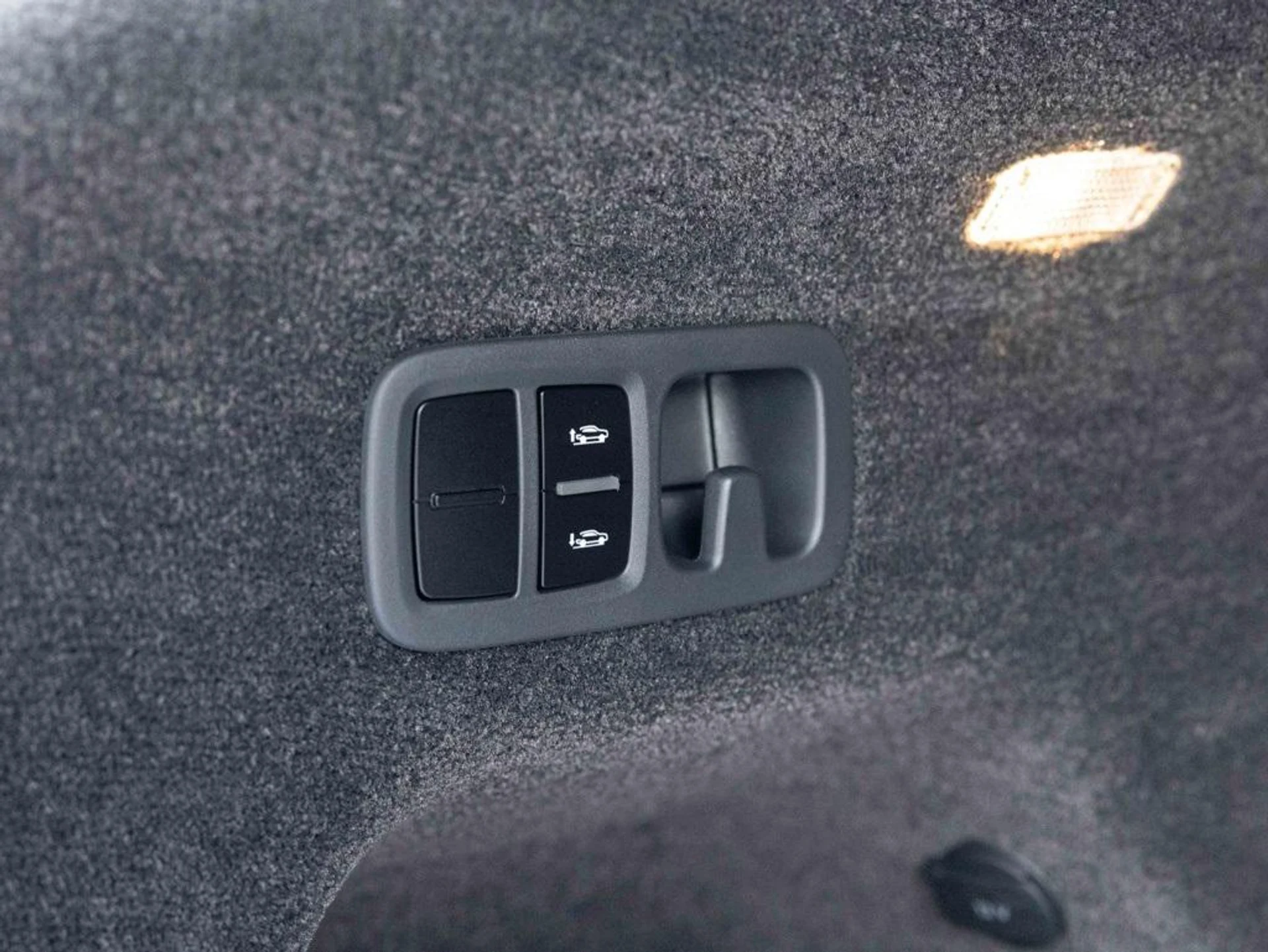 mph062_2443871428_480417655_6944233f815a036f0aabfc41_69e921e2a0