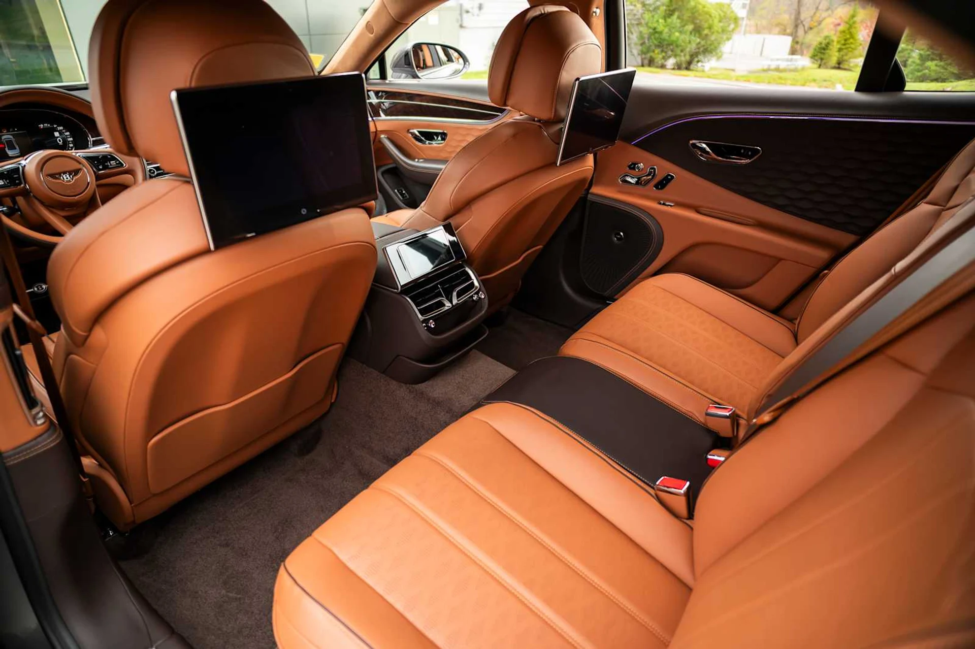 mph062_2503853366_32f2e46c7aa1d93dbf0ff7c83b178243x_a98eccb7c0