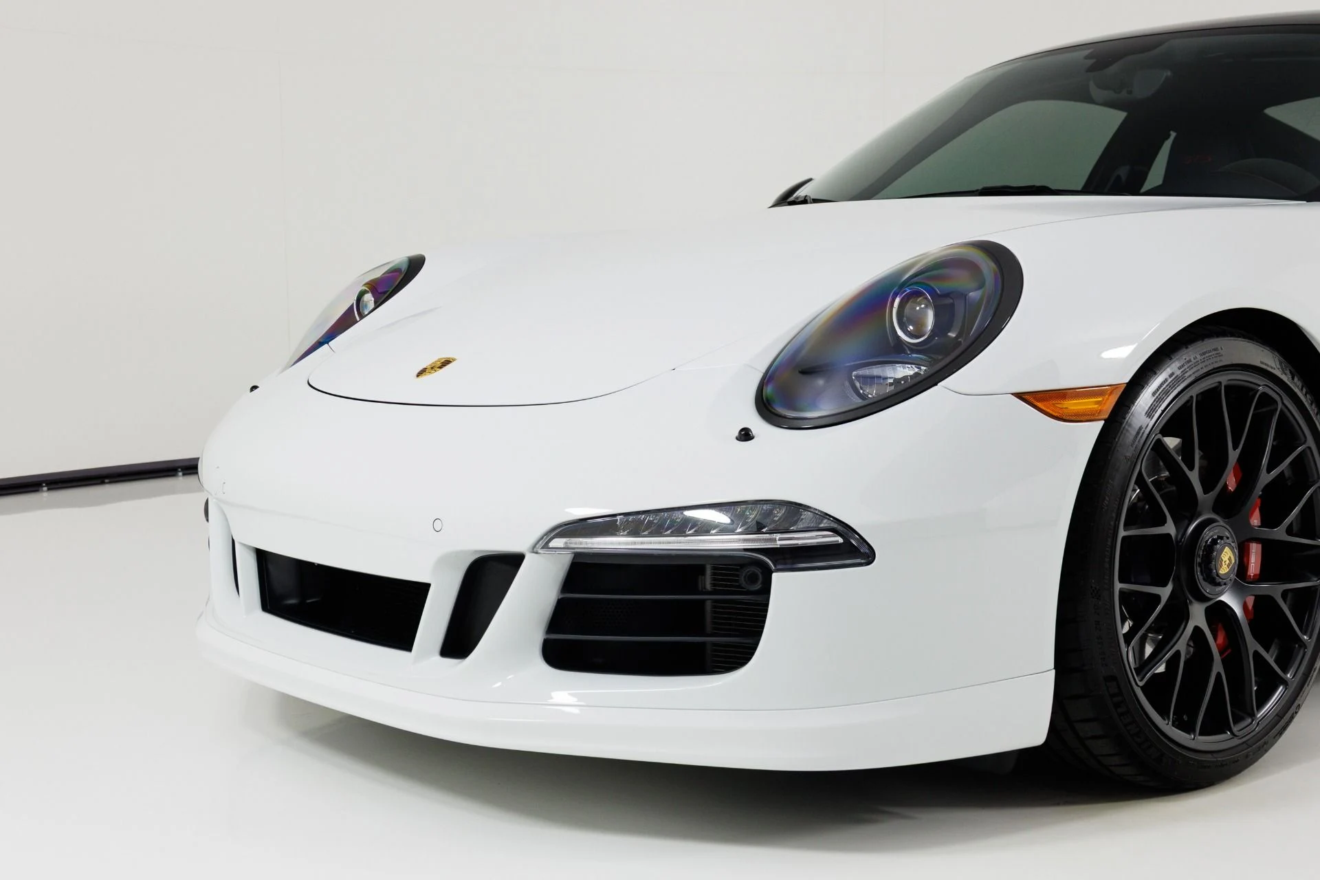 mph062_2542764011_Used_2016_Porsche_911_Carrera_GTS_1792778190_7941286201