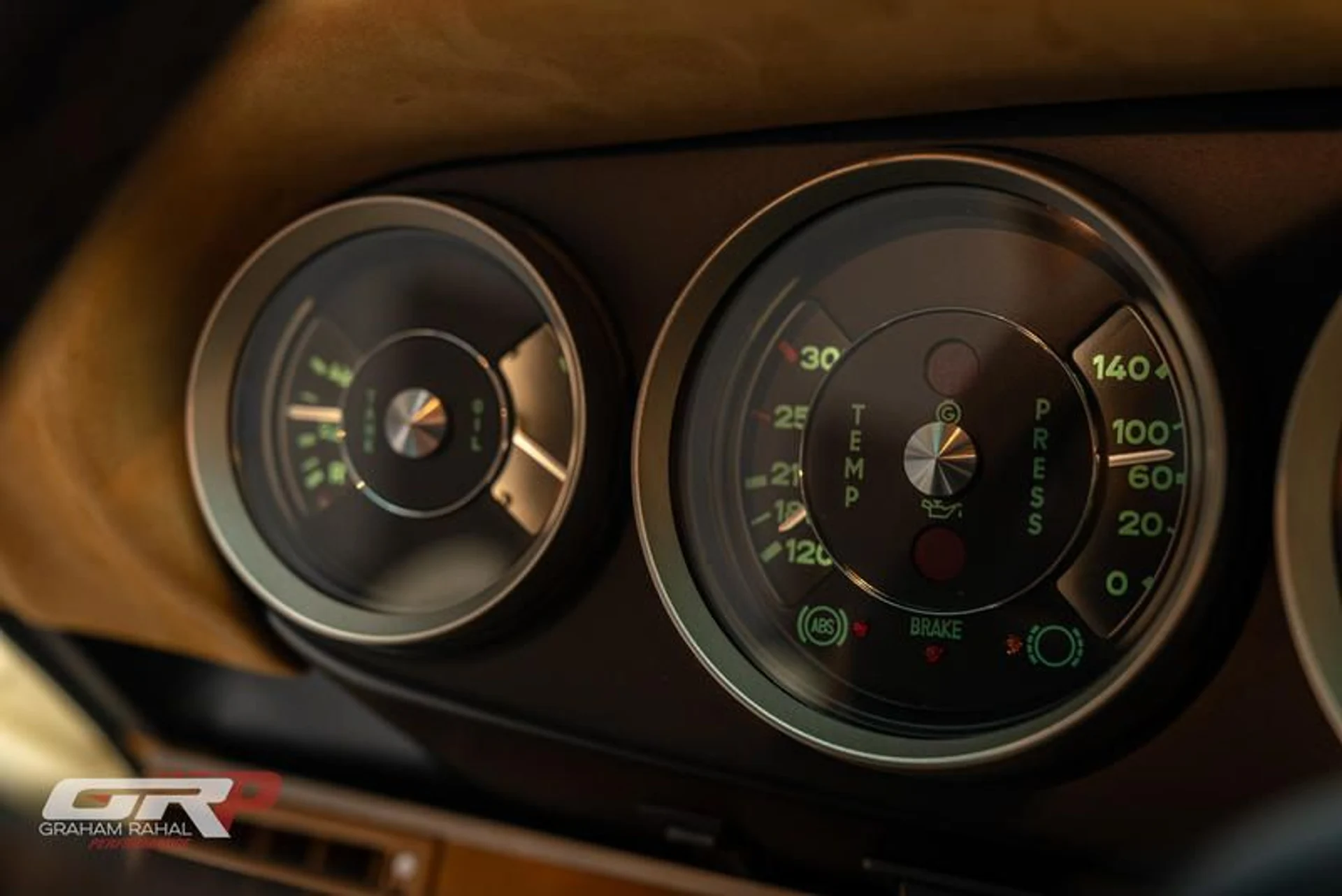 mph062_2589482377_81439979_03_B8_42_B6_A5_D4_C5888048_C7_BD_53c7cf478f