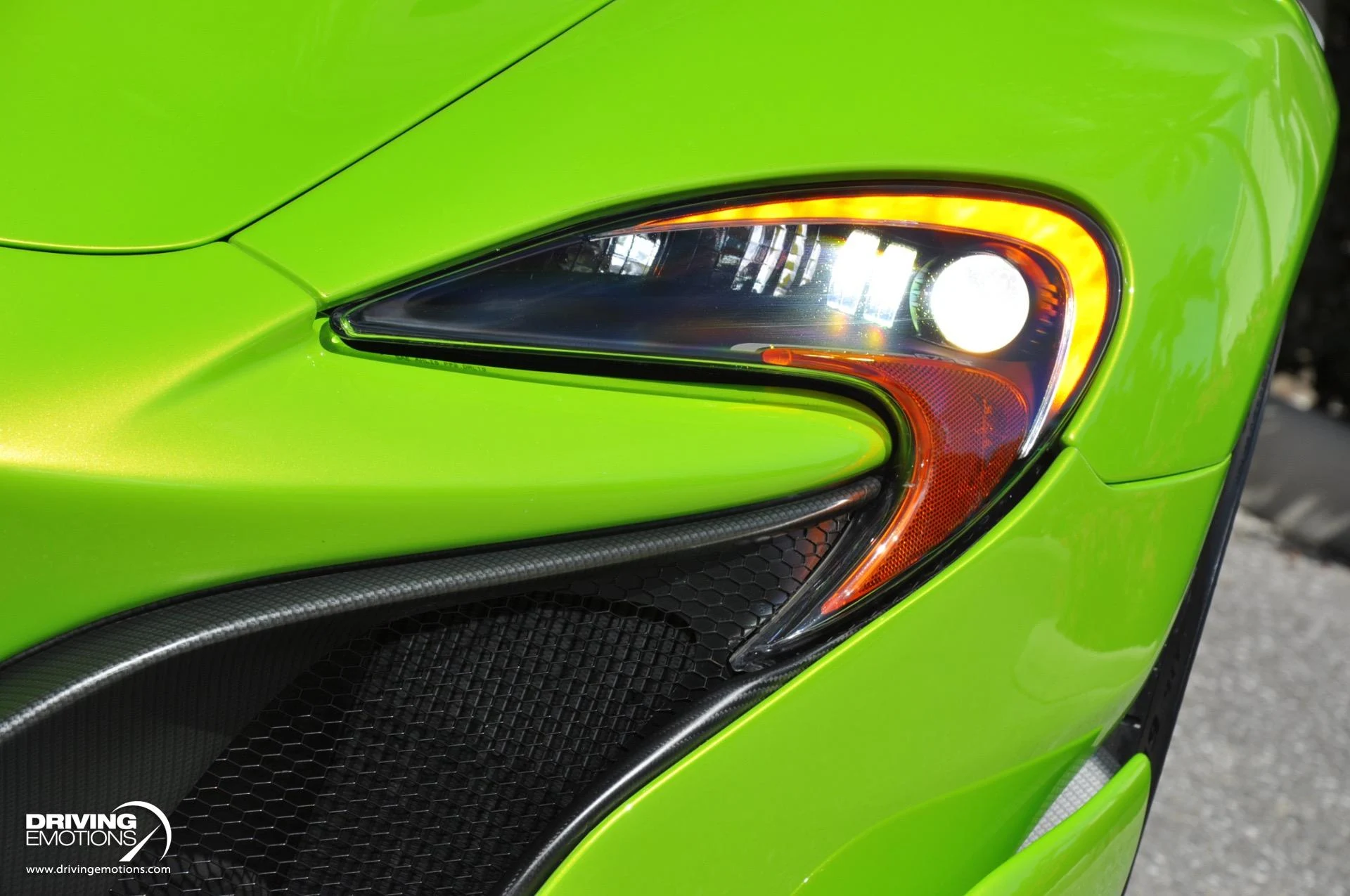 mph062_2654529983_855_p63_l_f9b674ab55