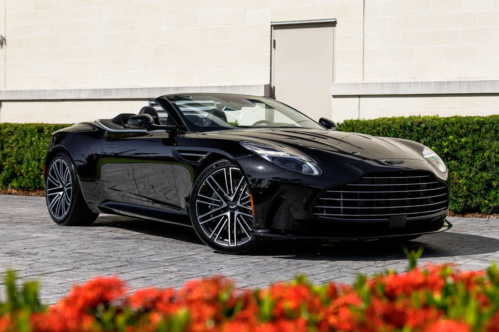 mph062_2688447147_63_68e8574047