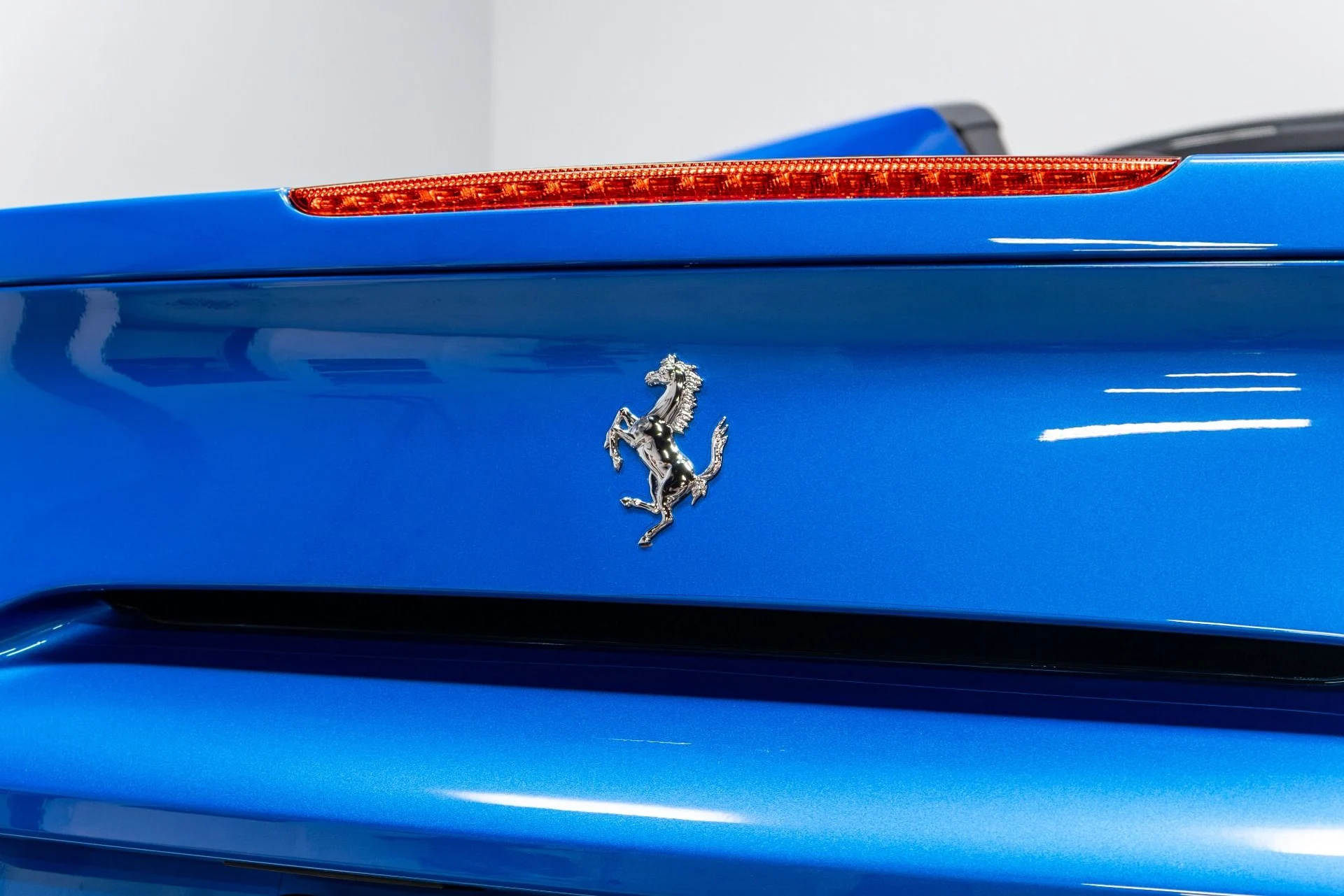 mph062_2691155245_Used_2016_Ferrari_488_Spider_1773694587_ce21a9eeb3