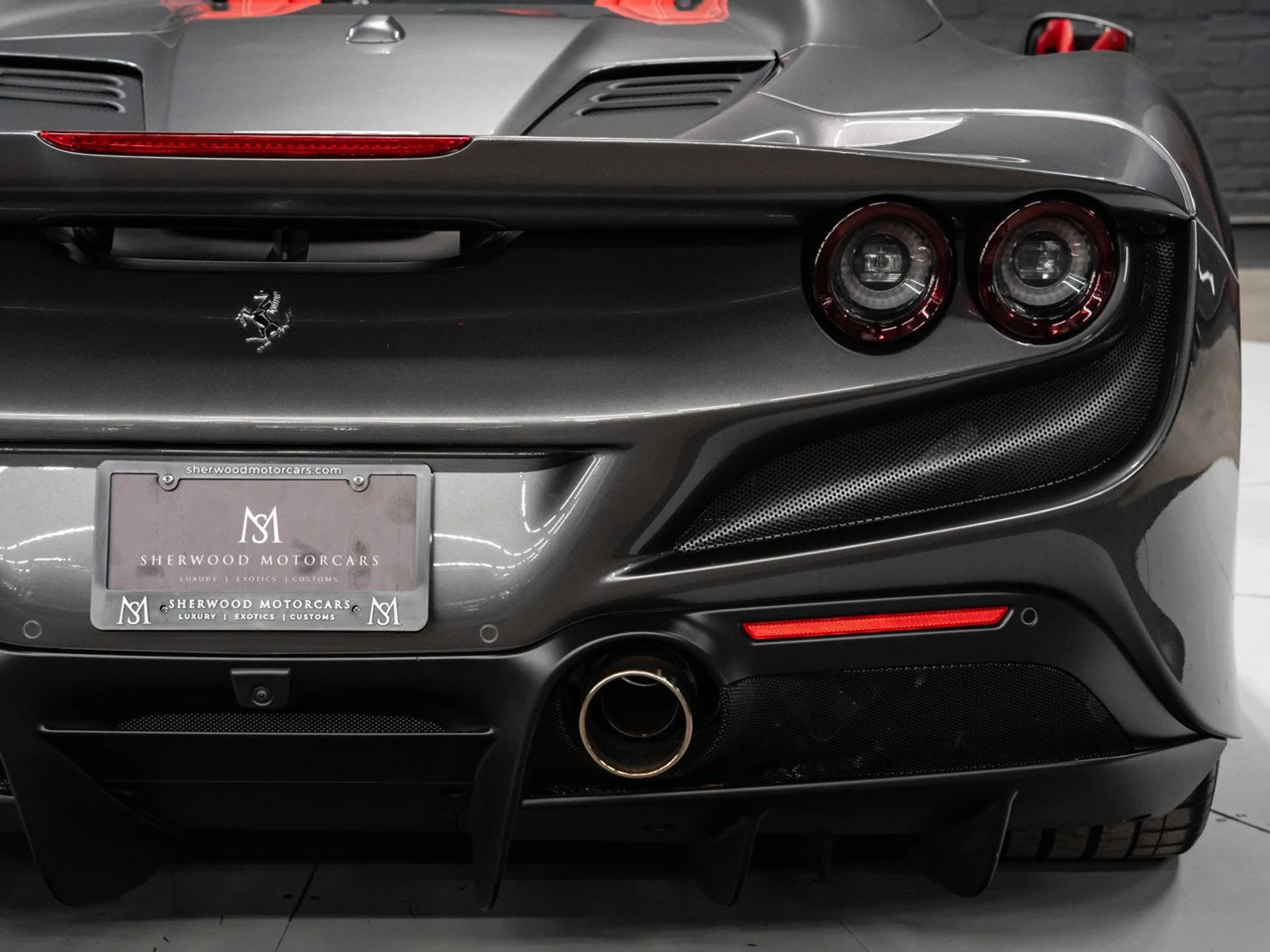 mph062_2737076423_ferrari_f8_spider_2021_57f60938dd