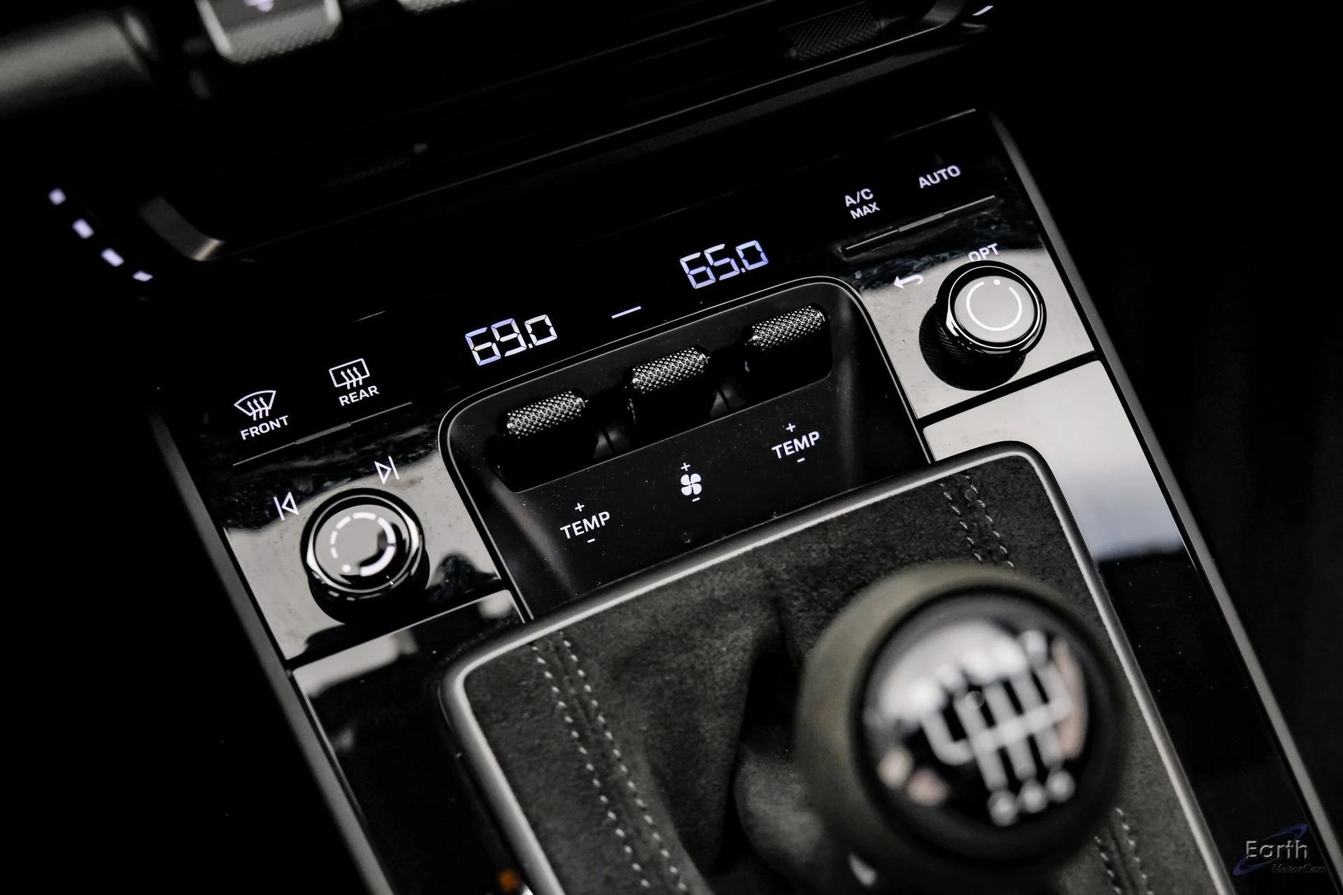 mph062_2779031328_29fba9de657cfca1c76597bde6512aebx_463b8f3a50