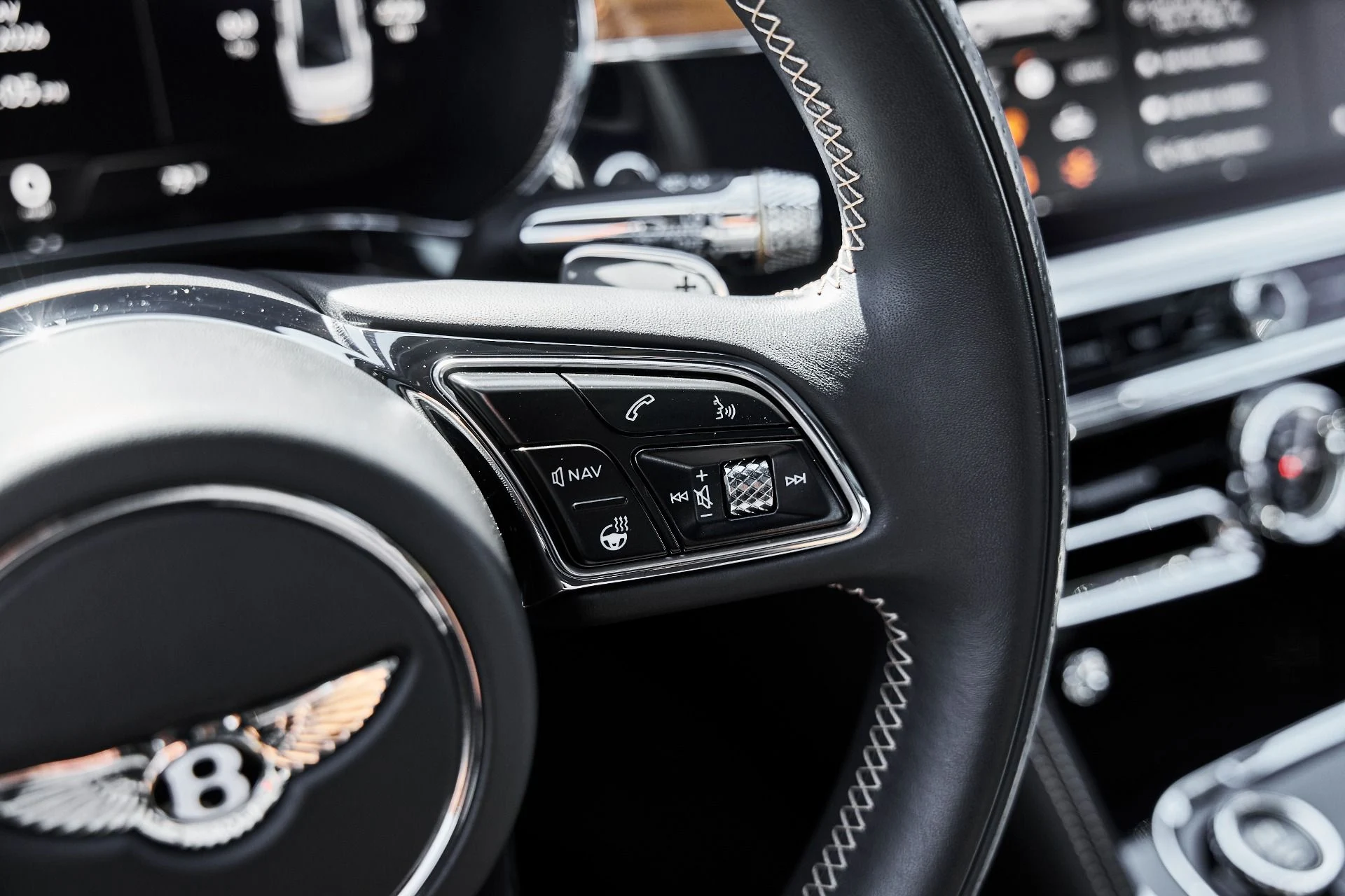 mph062_2783205492_Used_2024_Bentley_Flying_Spur_1782150741_28214f29bd