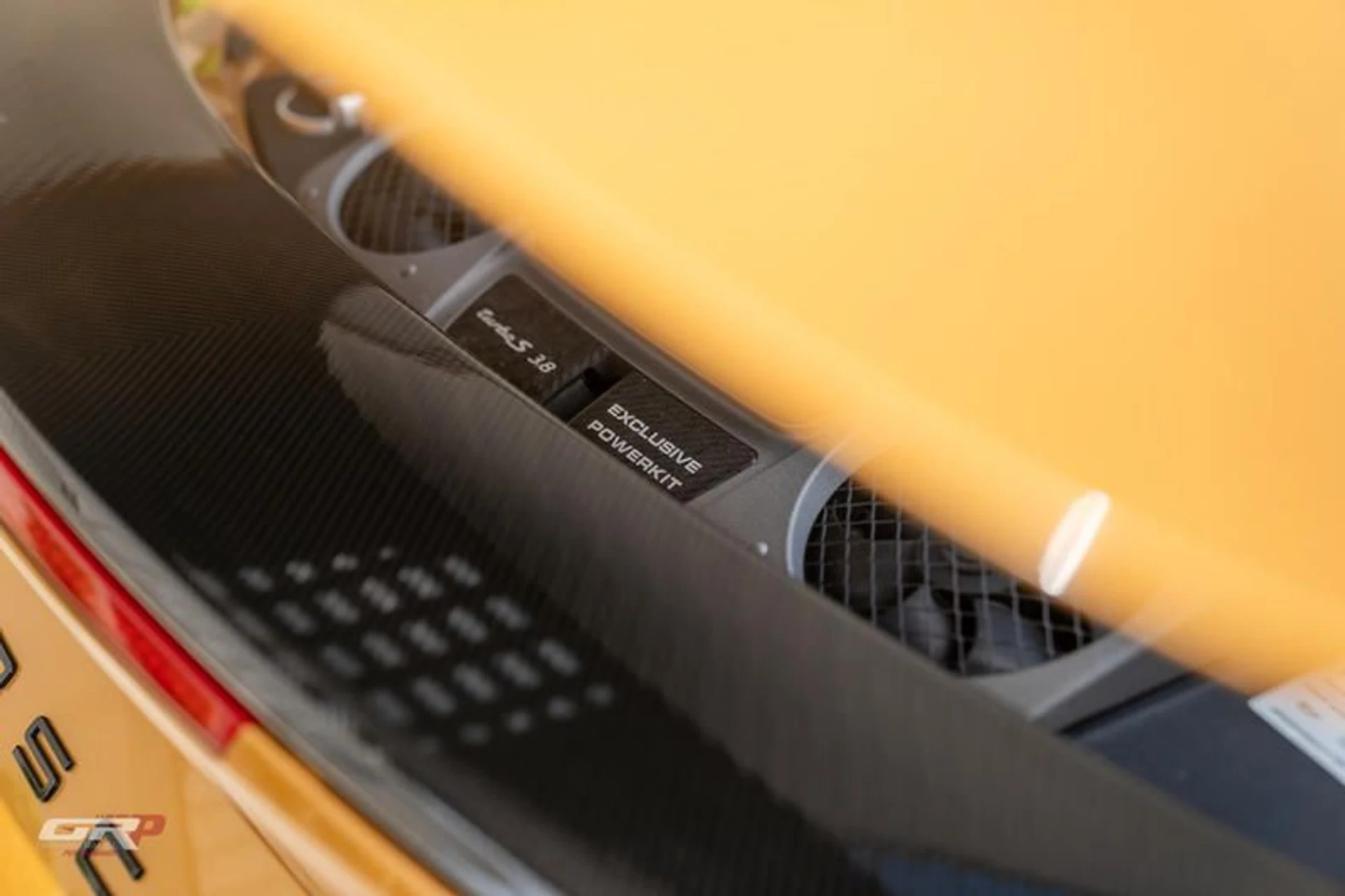 mph062_2835283983_831_B4_BCB_1236_45_A7_AB_46_FE_5731_BA_6_A58_e082f88e1f