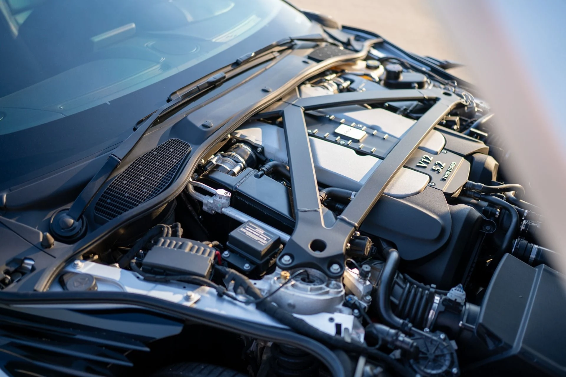 mph062_2871913915_Used_2020_Aston_Martin_DBS_Superleggera_1782927184_0131b44aaa
