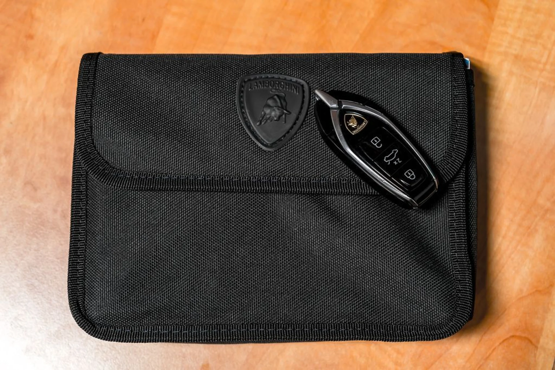 mph062_2881534667_4610f3248008537f00154daac0876033x_203f935f70