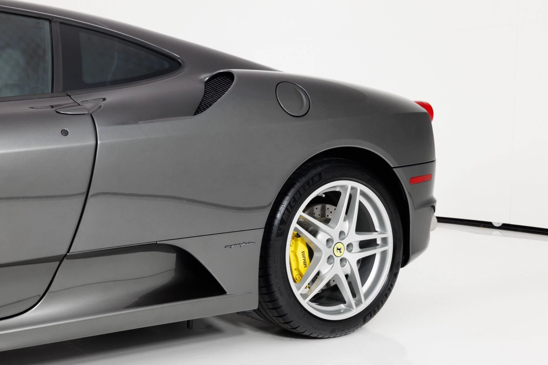 mph062_2892156996_Used_2007_Ferrari_430_F1_1788550016_56412cf90a