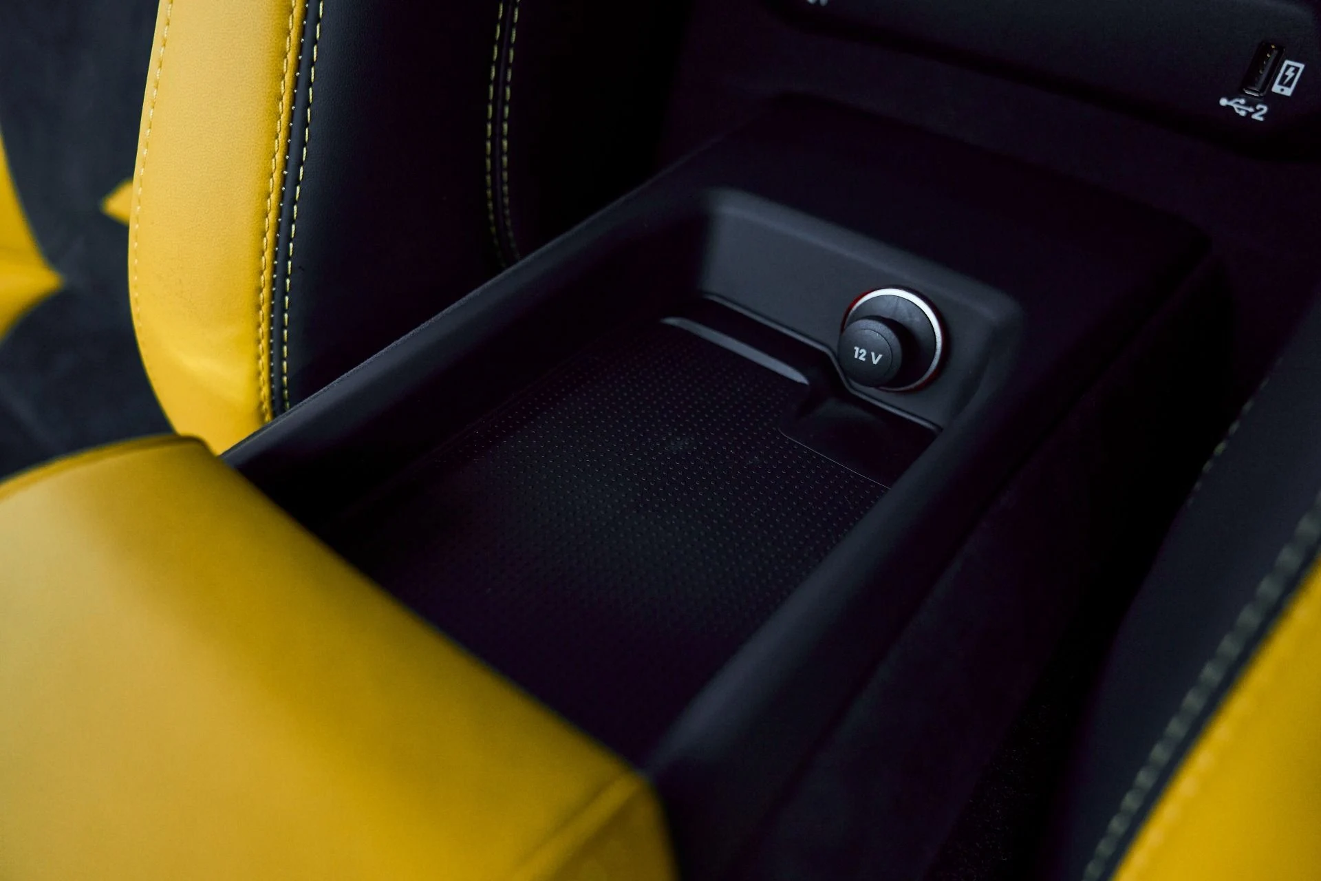 mph062_2901938082_Used_2023_Lamborghini_Huracan_Tecnica_1768616210_5a0295d011