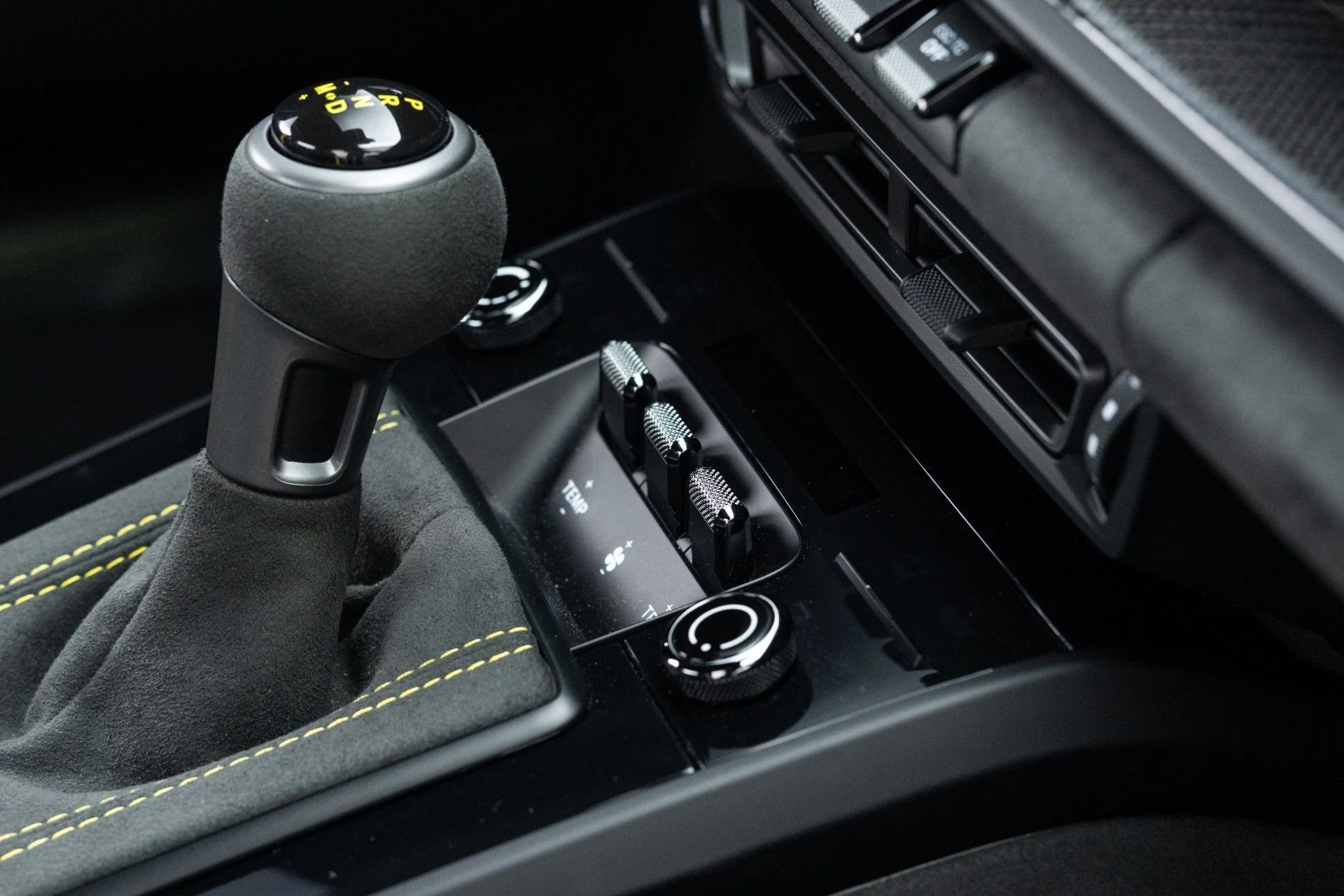 mph062_2914574552_Used_2024_Porsche_911_GT_3_1776966322_b530ef905a