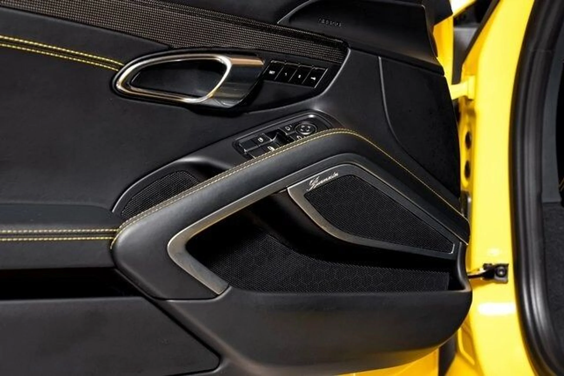 mph062_291919978_75317885337c9e0b629e5a6c3c026a86x_534374255e