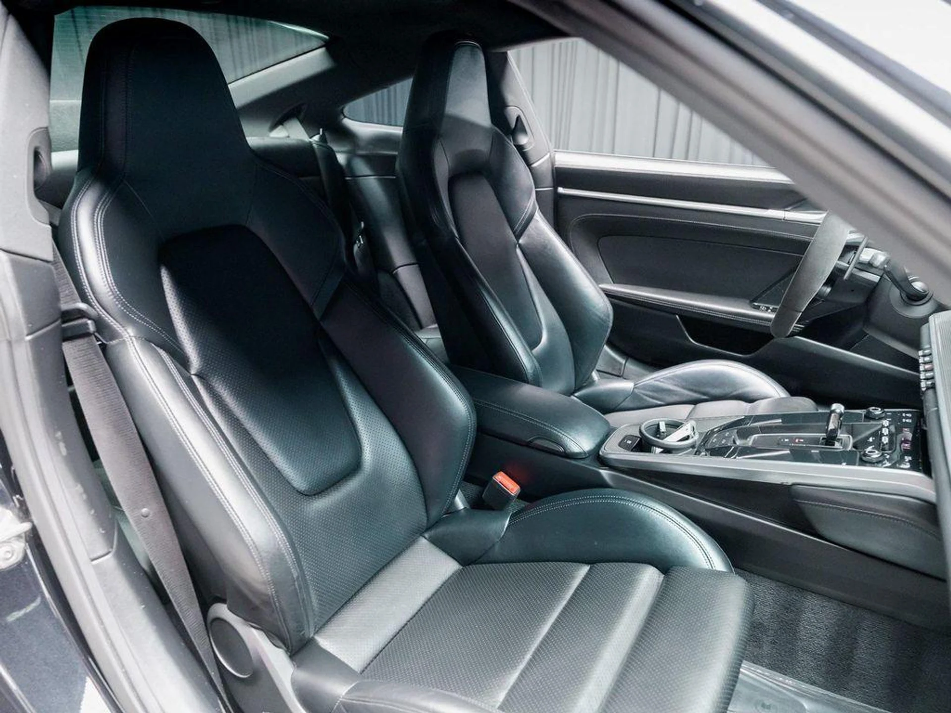 mph062_2938747072_Vda_Uy_D9_BK_Blrt_C4_Gfrr_Uzc9y1_TI_db2f1ece0a