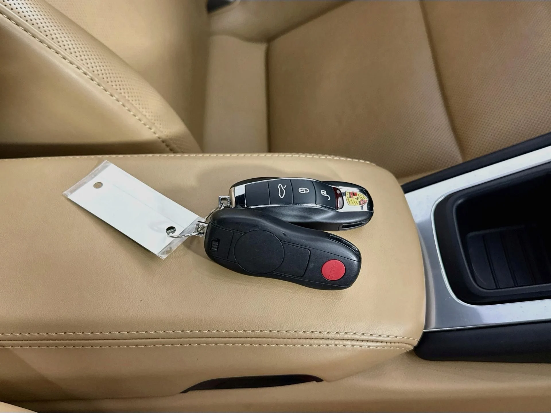 mph062_2944323540_Used_2017_Porsche_911_Carrera_S_1788200875_b3b4ecf248