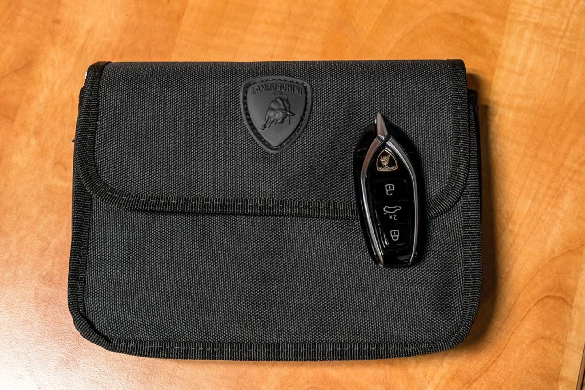 mph062_3009098726_b91942b4dcfc129bfbdcc4484571f196x_b067578214