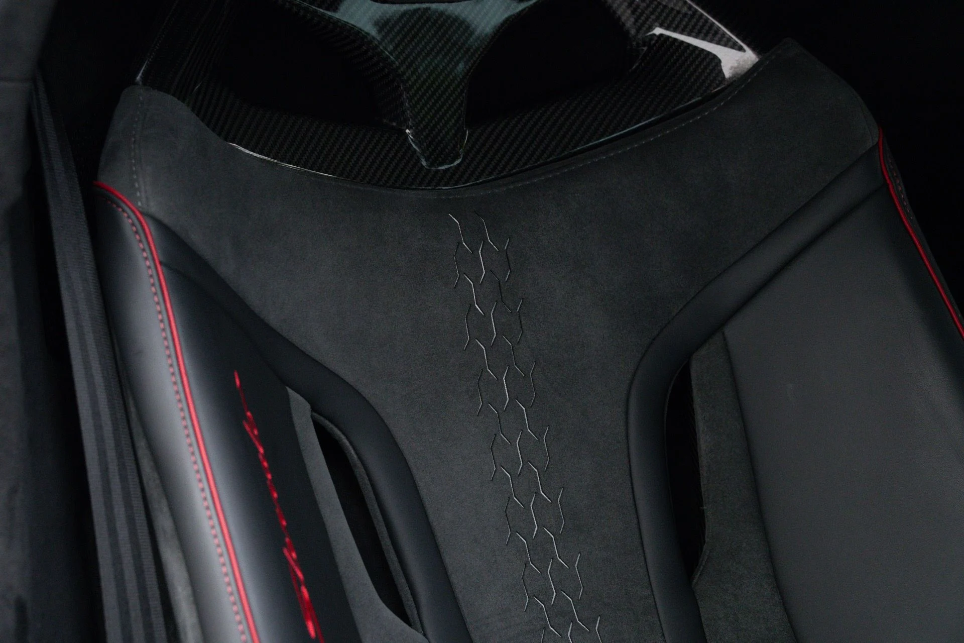 mph062_3024149338_Used_2024_Lamborghini_Huracan_Sterrato_1775279109_a55a734978