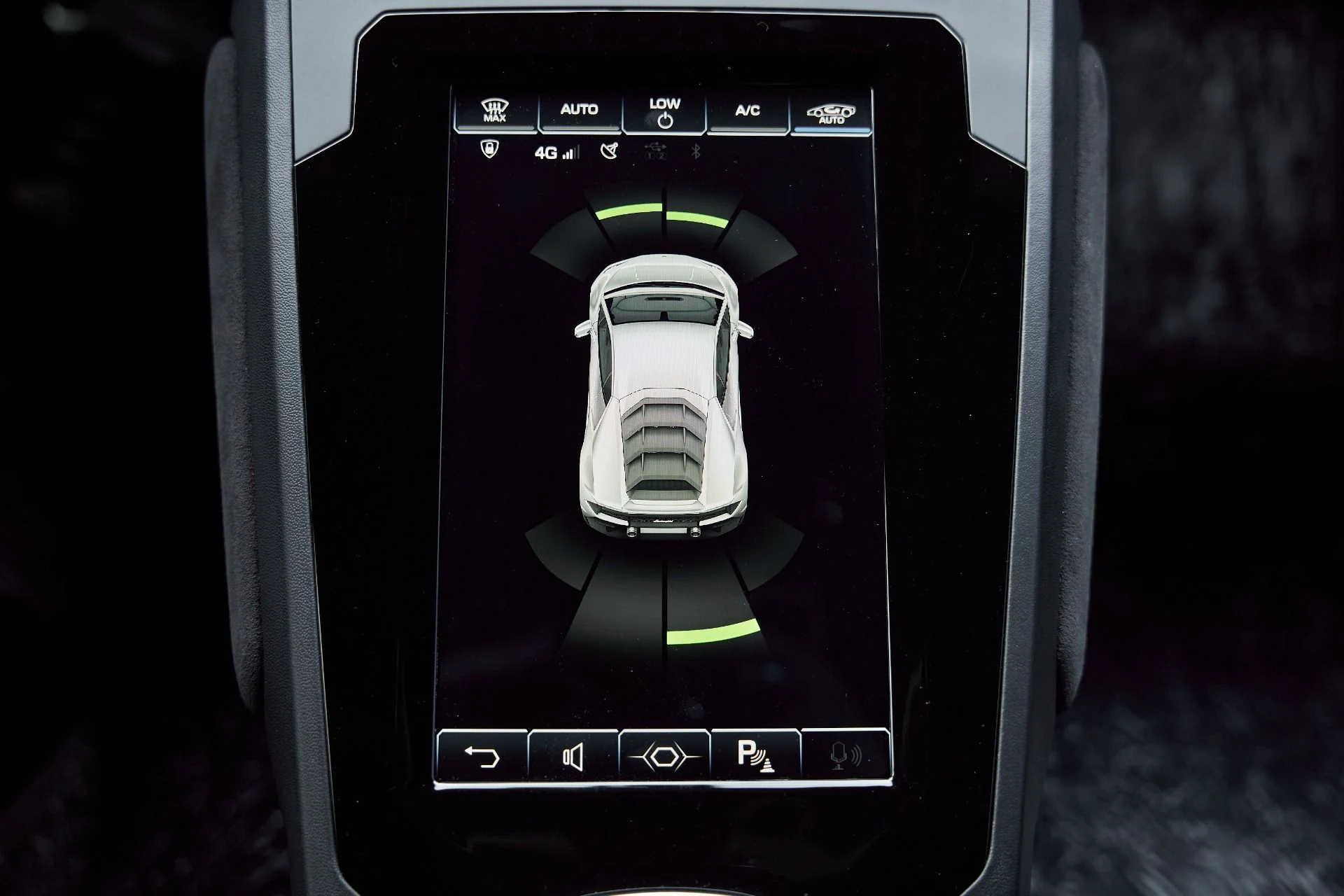 mph062_3031520074_Used_2020_Lamborghini_Huracan_EVO_1768438666_619e0bdef1